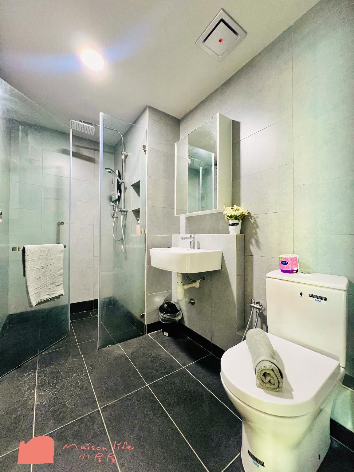 2 Bedroom Ocean Suite