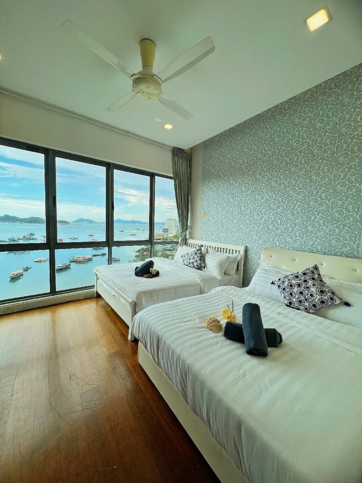 Sea Breeze Suite