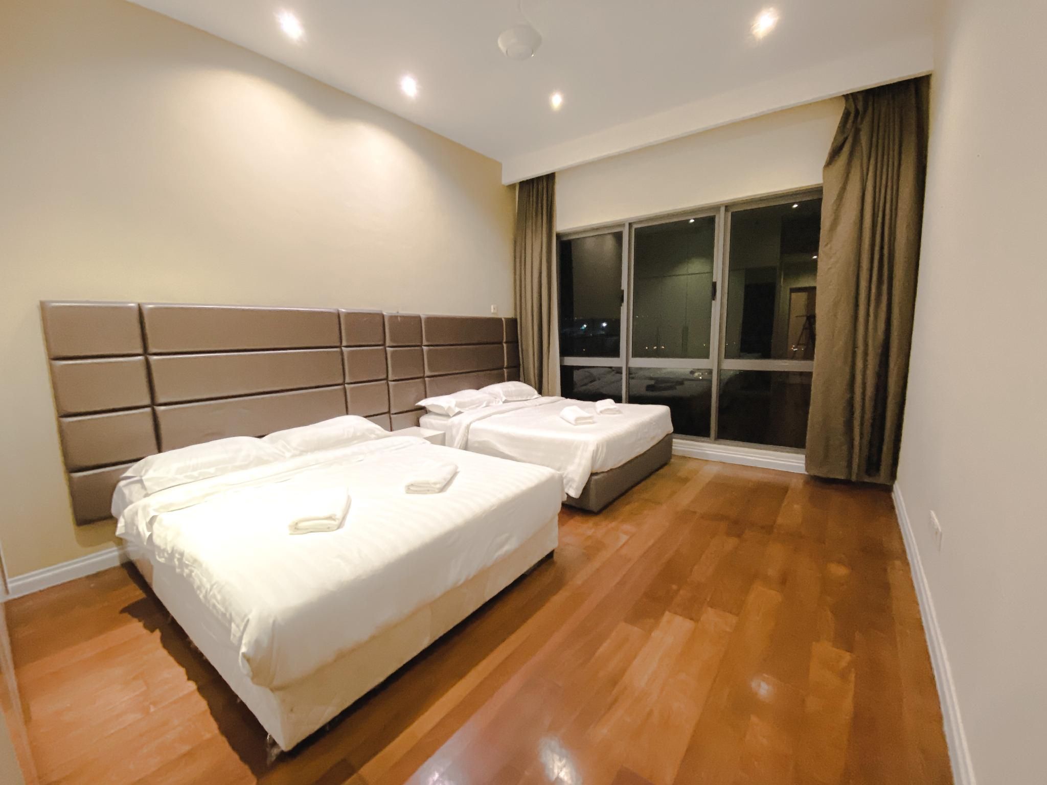 Seaview Apartment