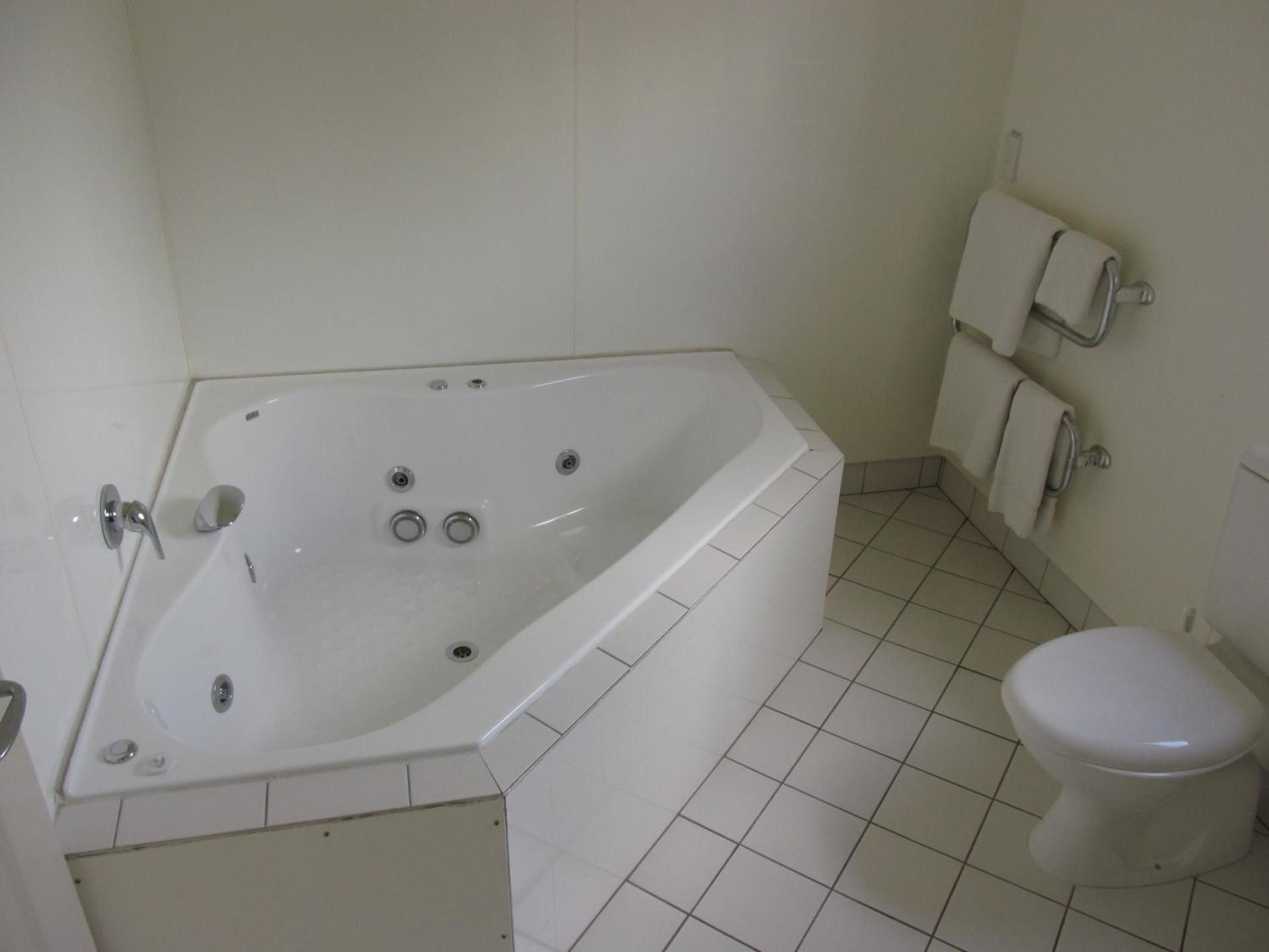 Corporate Studio With Spa