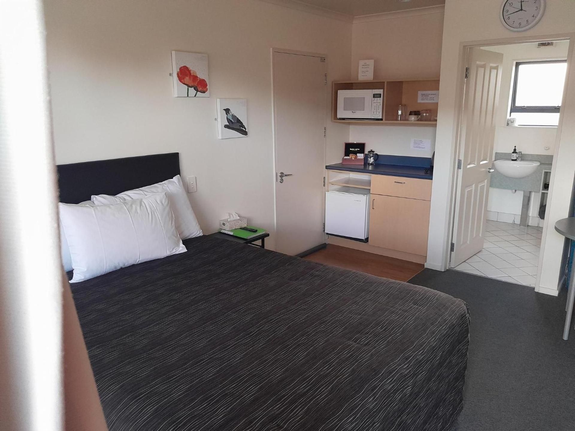 Corporate Studio Unit