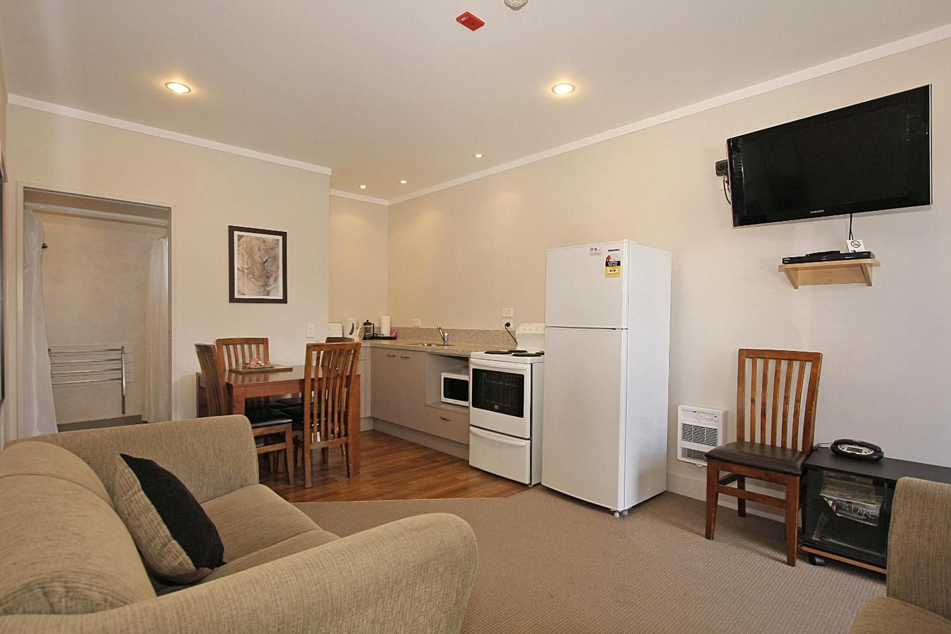 Big Five Motel 2 Bedroom Unit 2