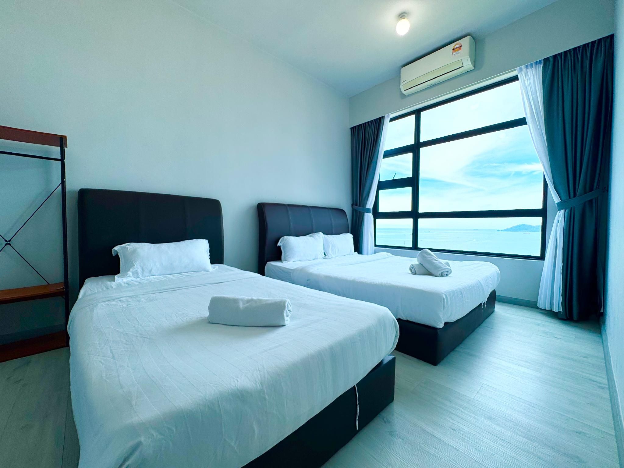 Seaview 2-Bedroom Apartment, Shared Pool