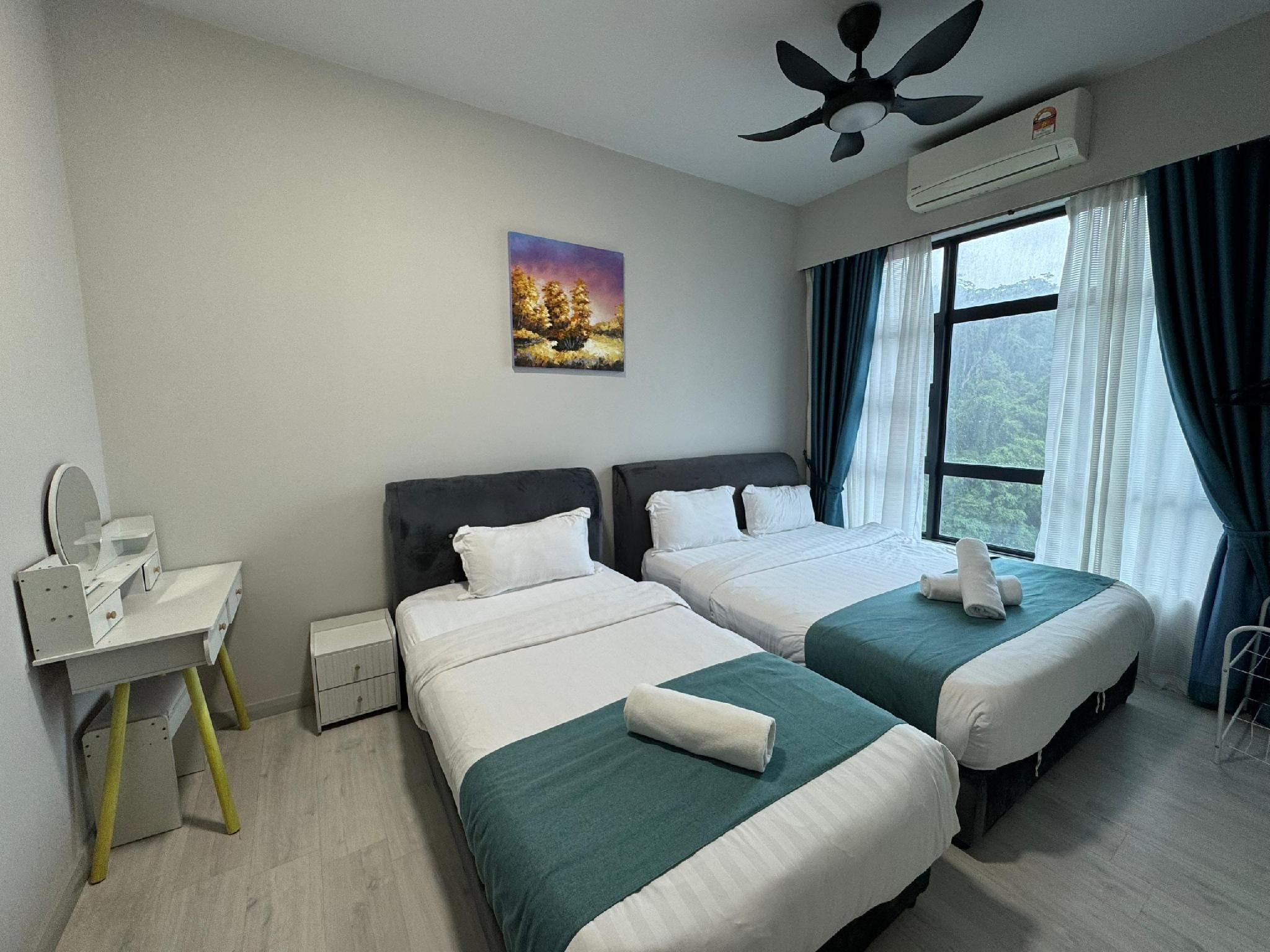 2 Bedroom - Sleeps 5
