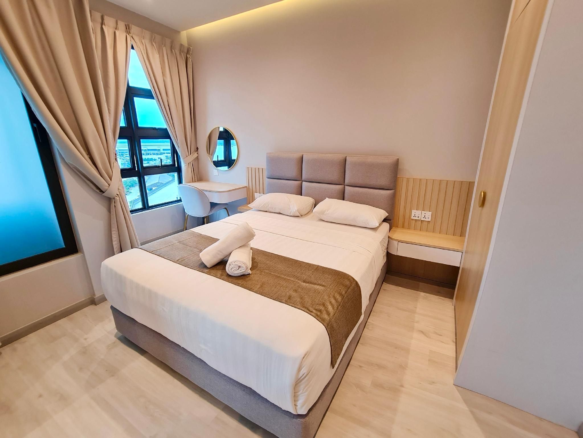Signature Suite with Sea View