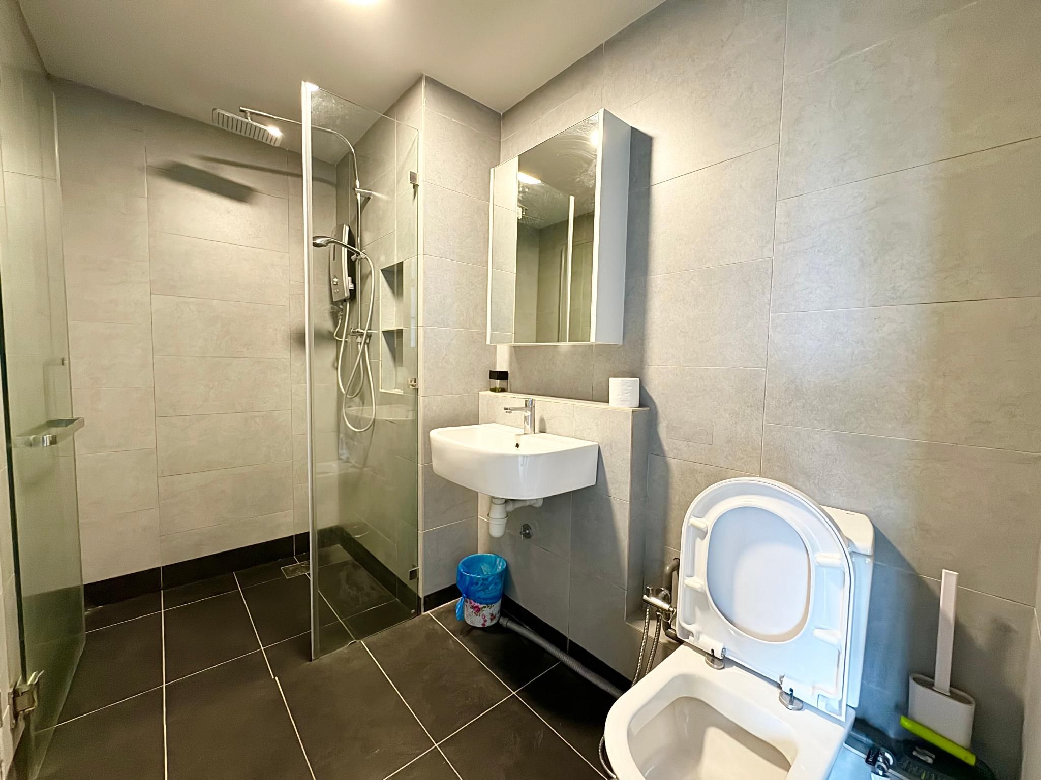 2-Bedroom Deluxe Suite