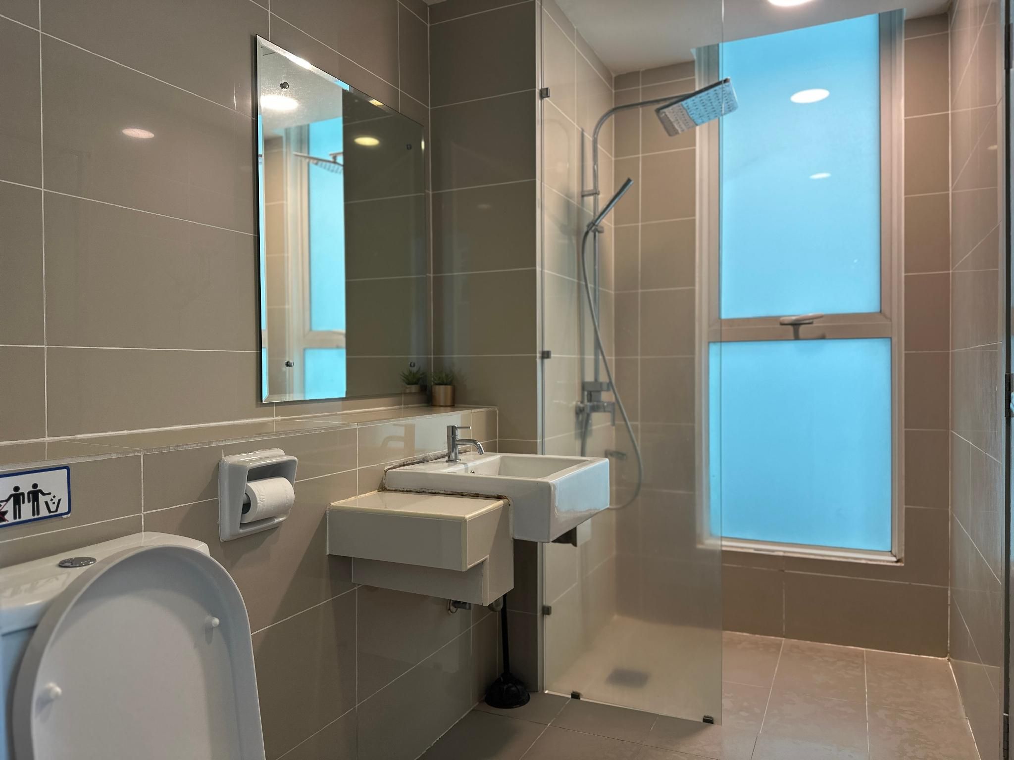 2BR Plumbago