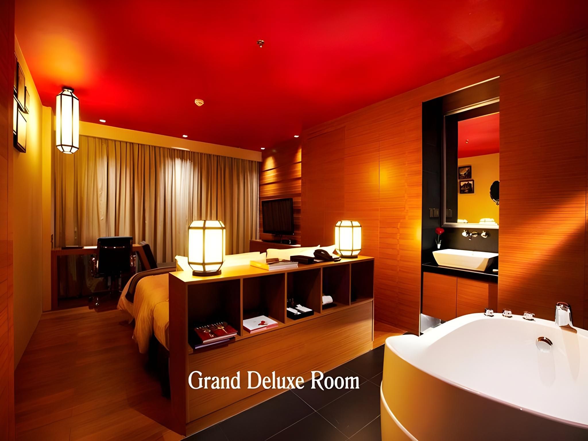 Grand Deluxe Terrace