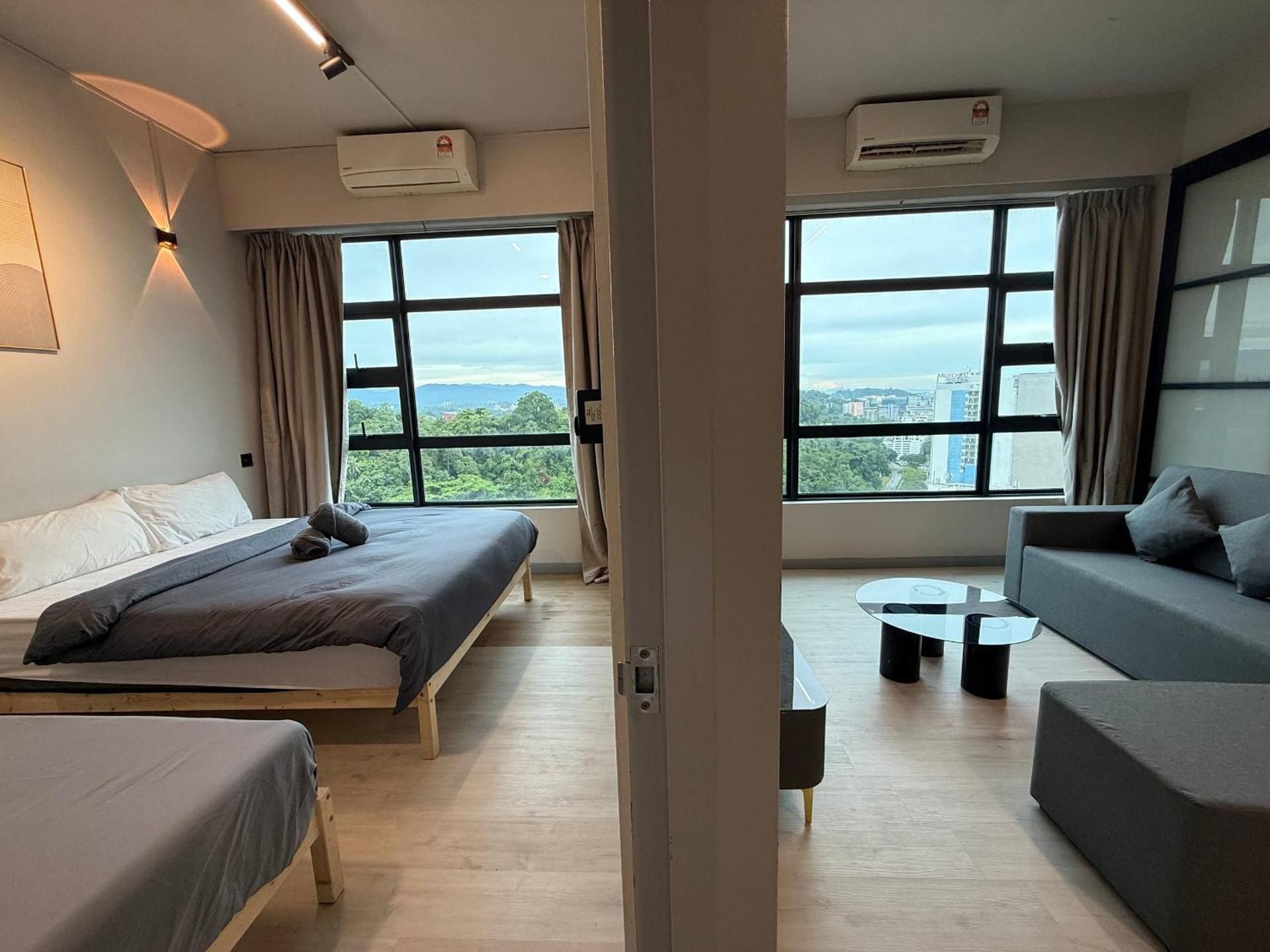 Apartment with City View