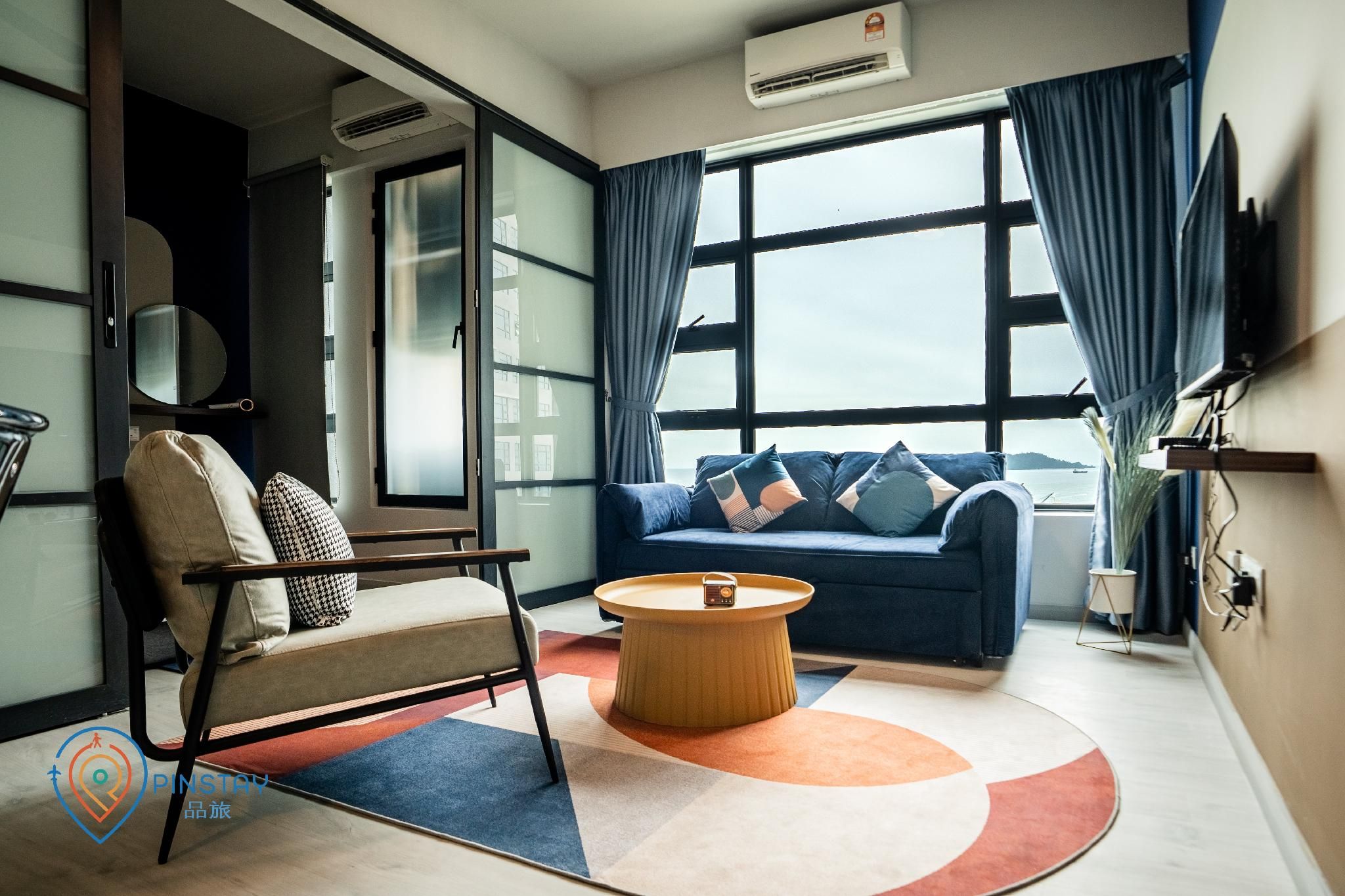 Sea and City View Studio