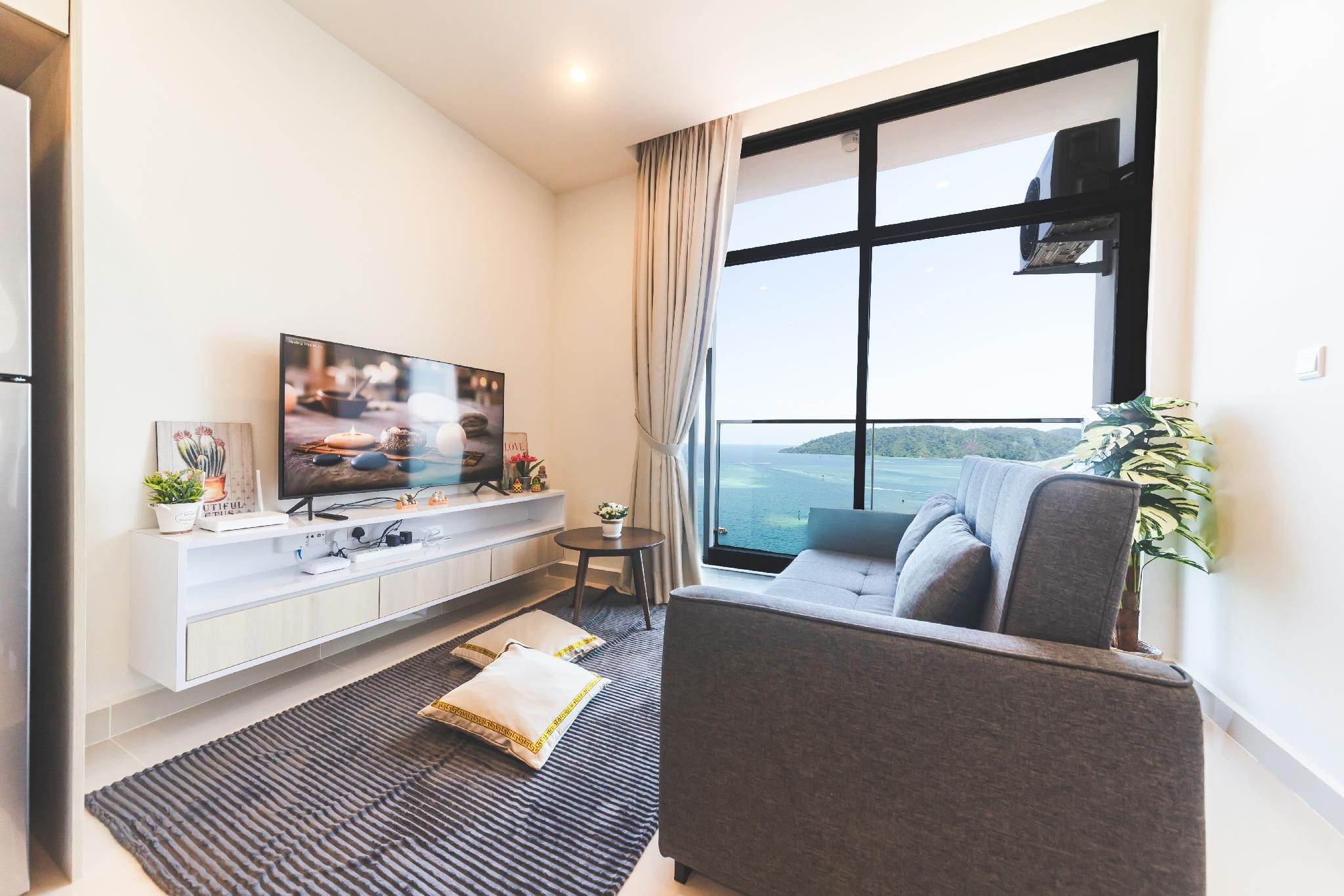 Deluxe Sea View