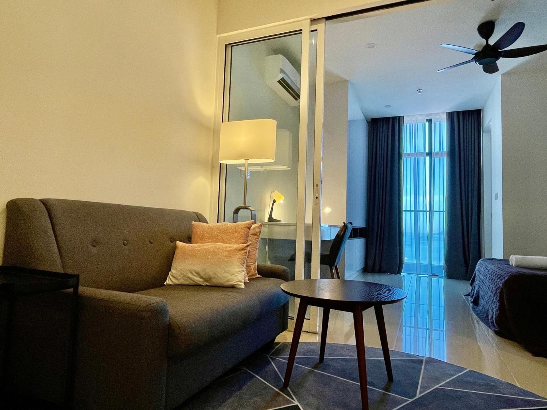 Studio with Sea View