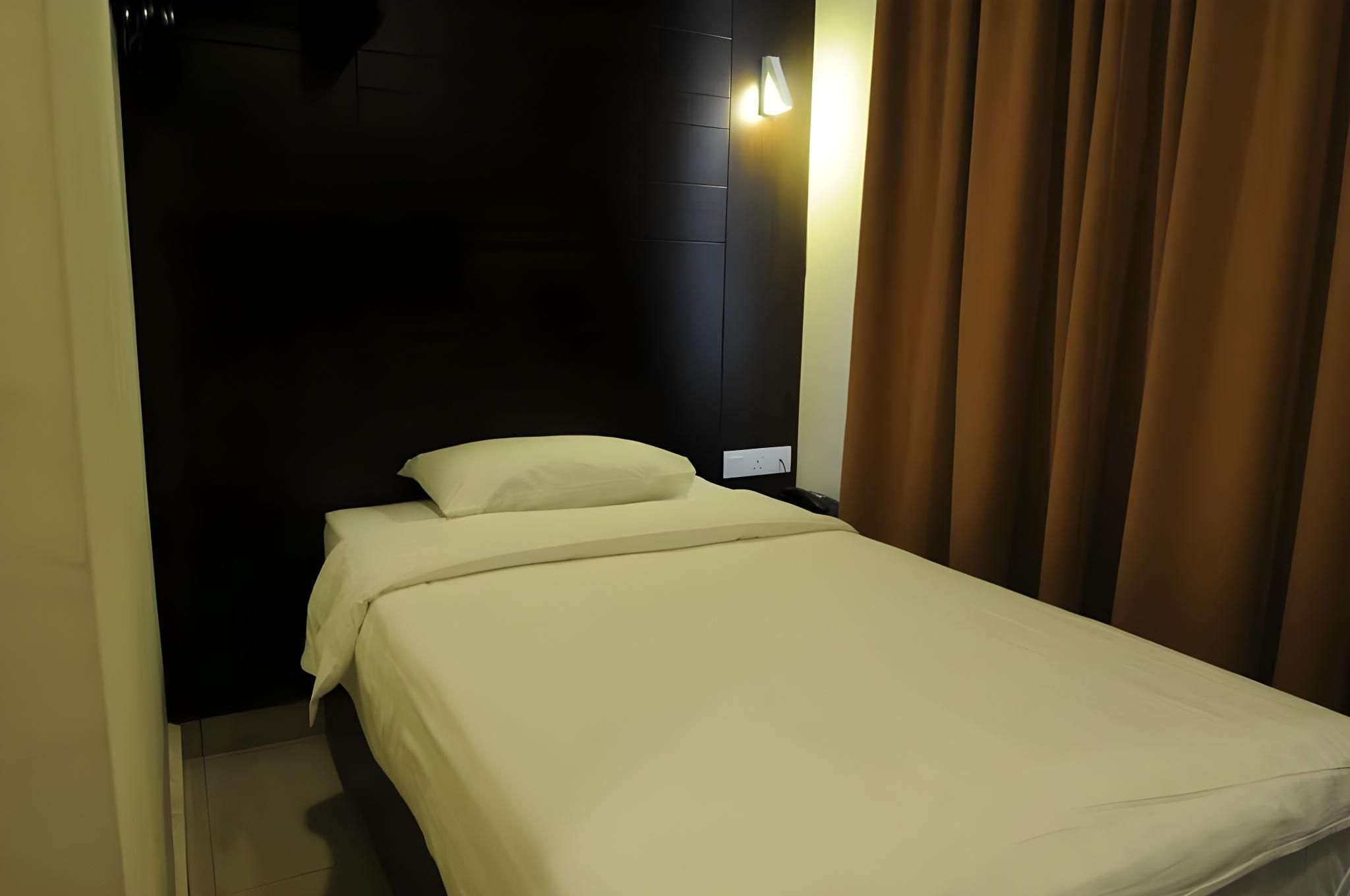 Single Room without Window
