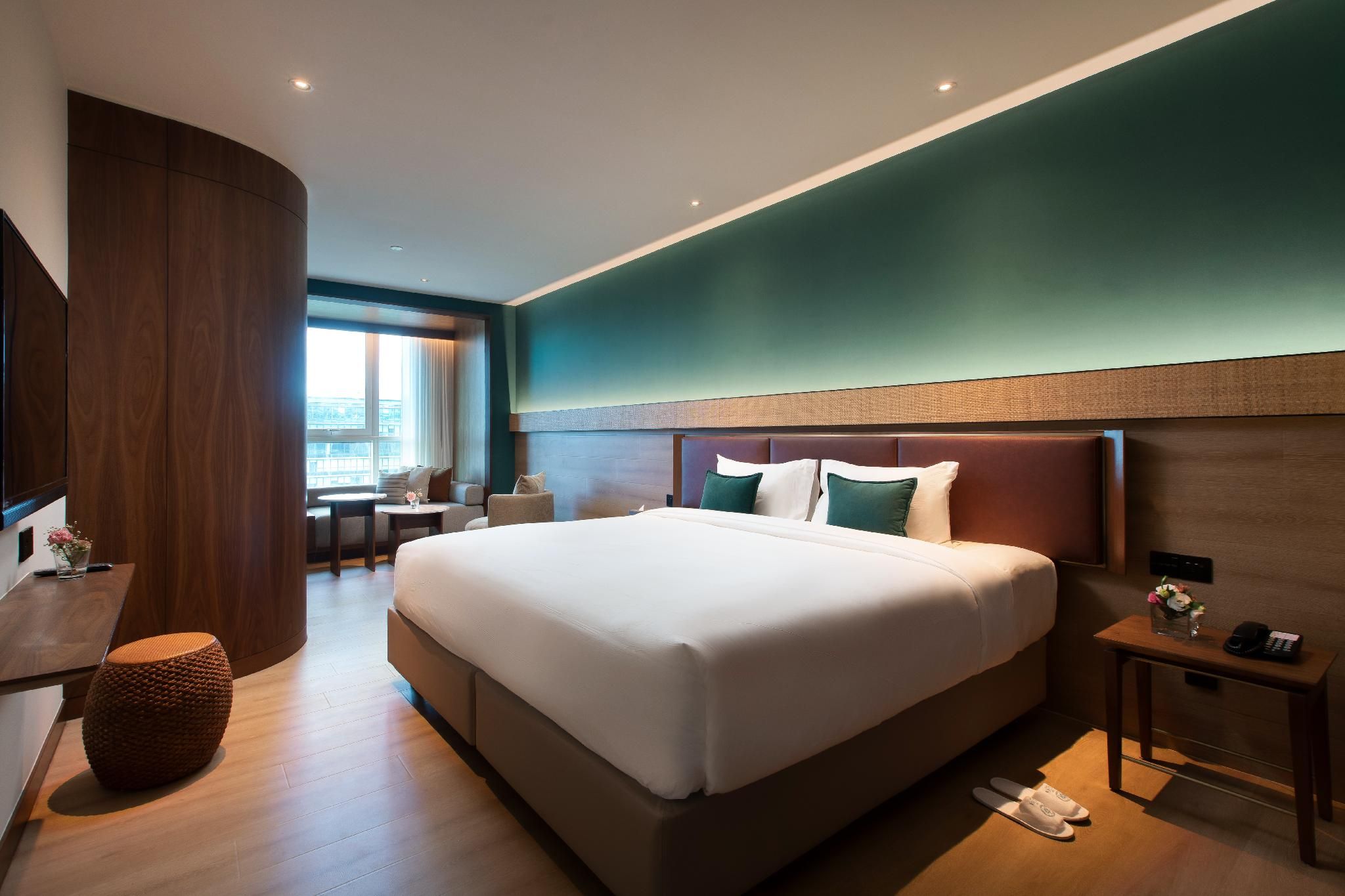 Emerald Original Double Bedroom