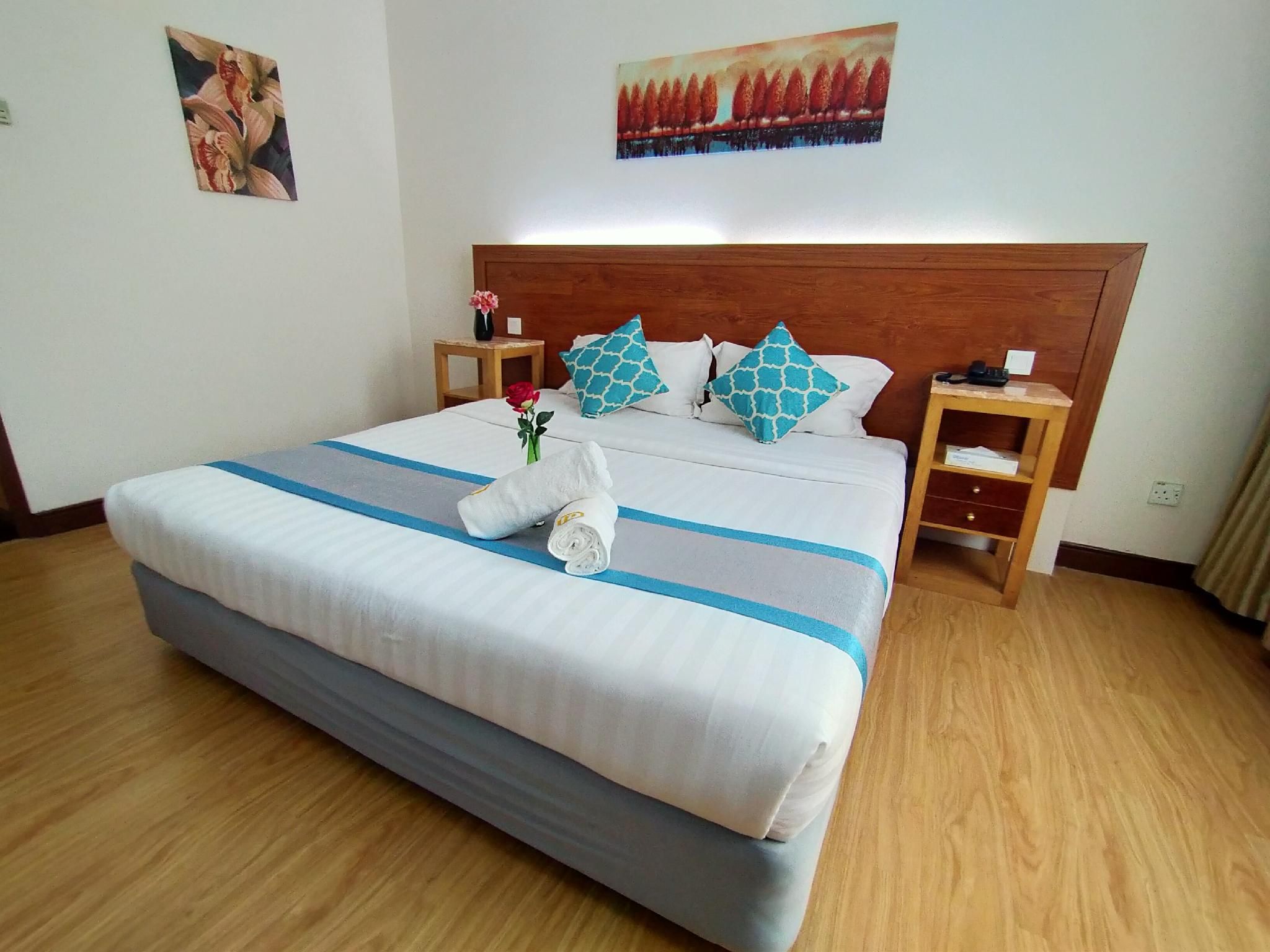 Superior - King Size Bed
