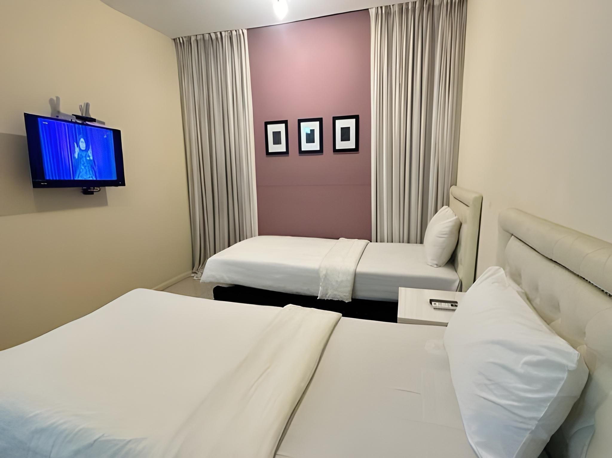 Standard Twin Room