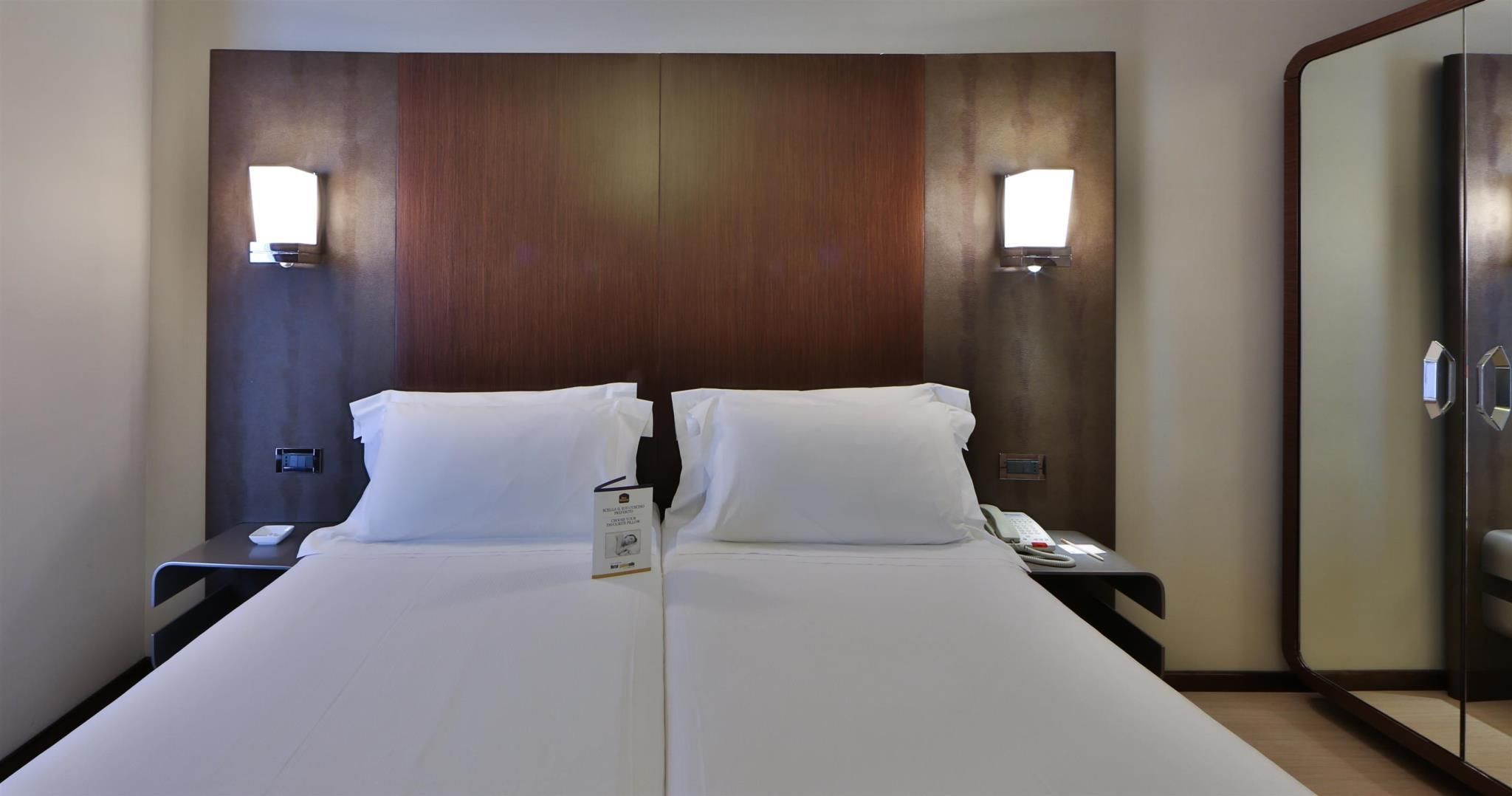 Best Western Hotel Goldenmile Milan 2 Single Beds, Standard Room 2