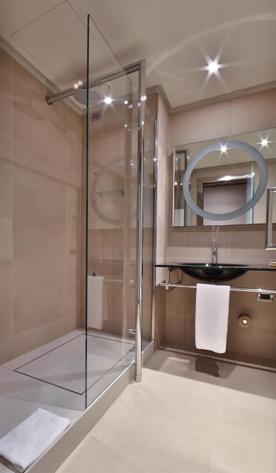 Best Western Hotel Goldenmile Milan 1 King 1 Single, Standard Room 2