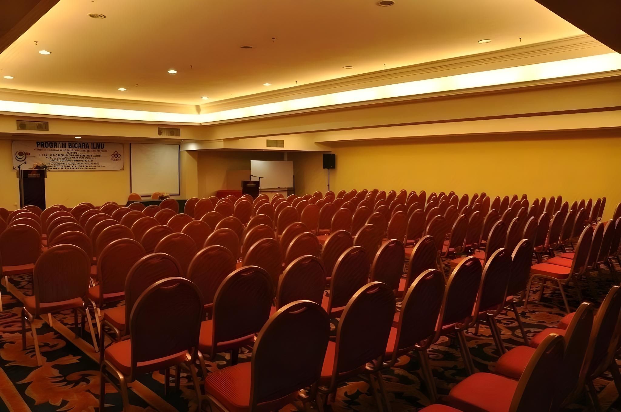 09b0f9c9a004c54fd87ef94e3cbf311d