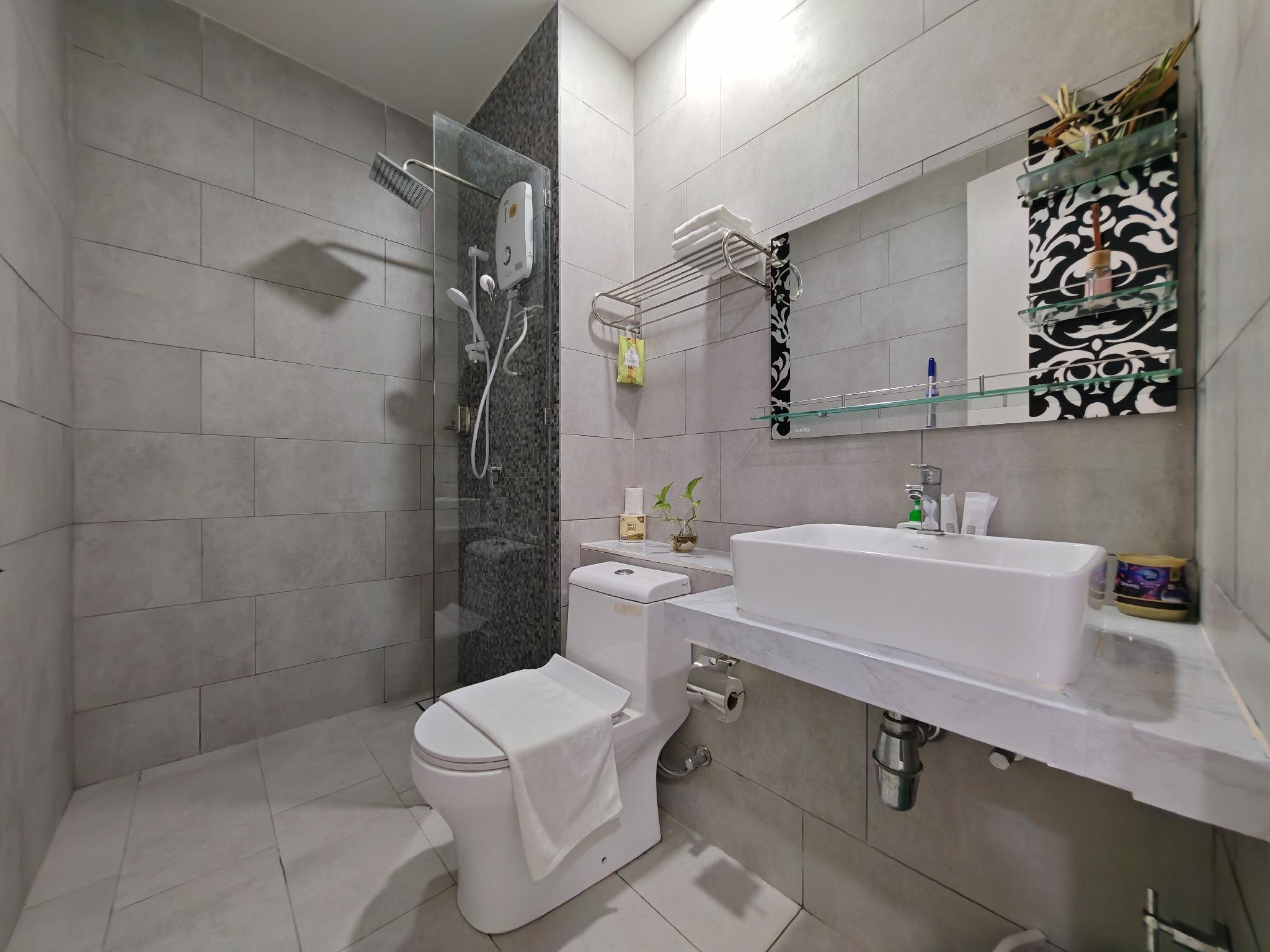 One Bedroom Apartment - Balcony
