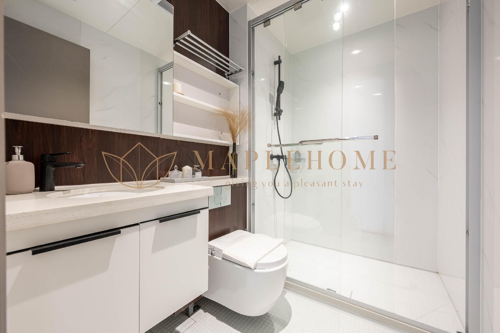 Bay Suites Premier Suites Kota Kinabalu Deluxe One-Bedroom Suite 2