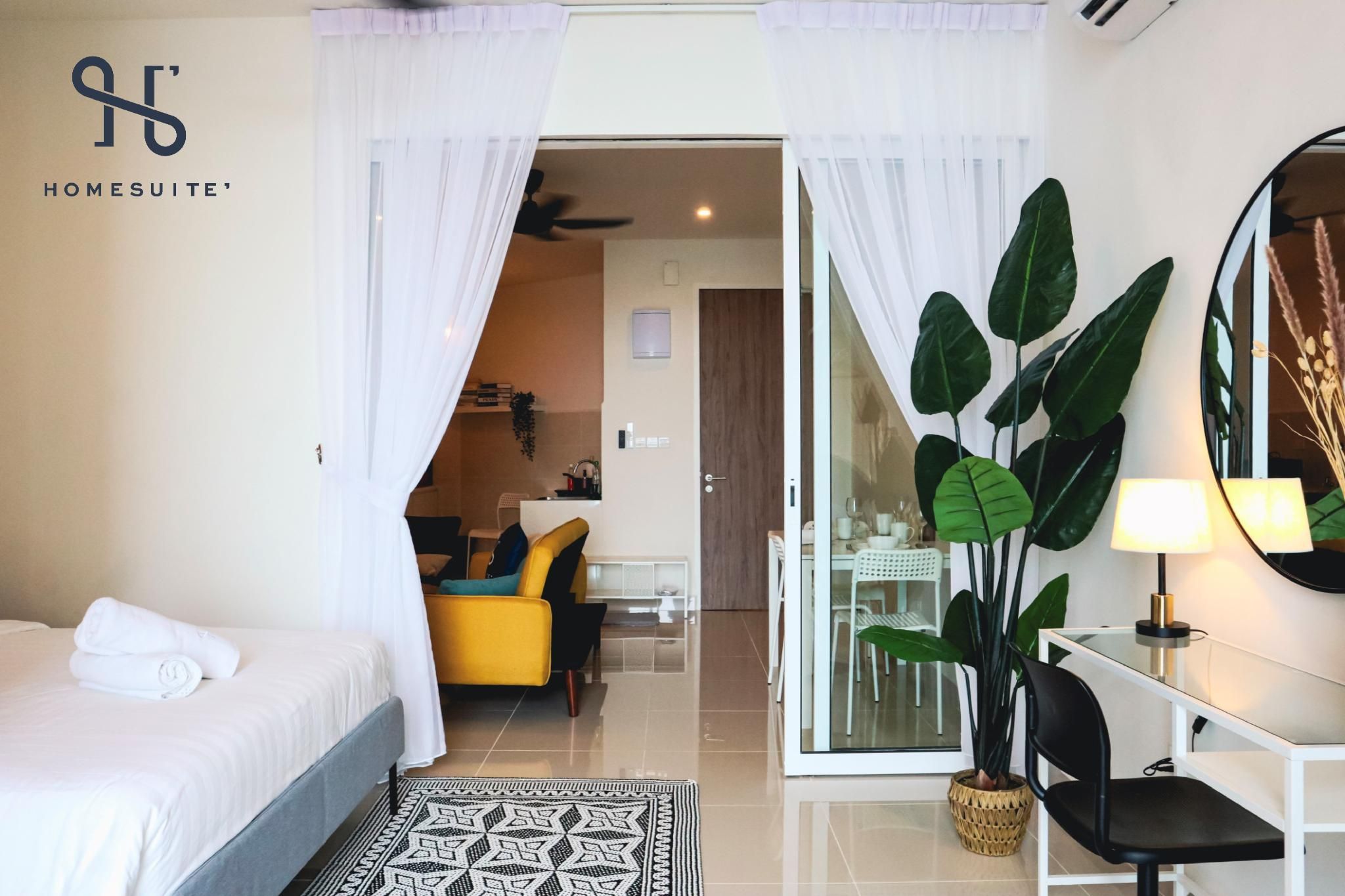 Deluxe Apartment with Sea View