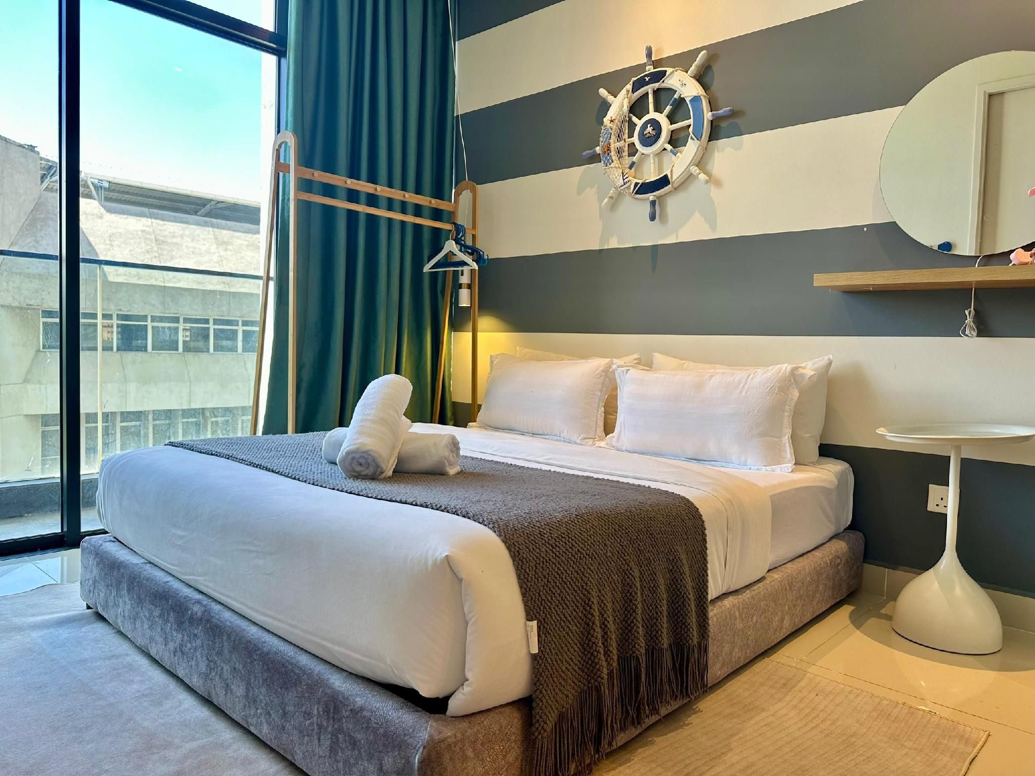 2 Bedroom 1 Bathroom Apartment