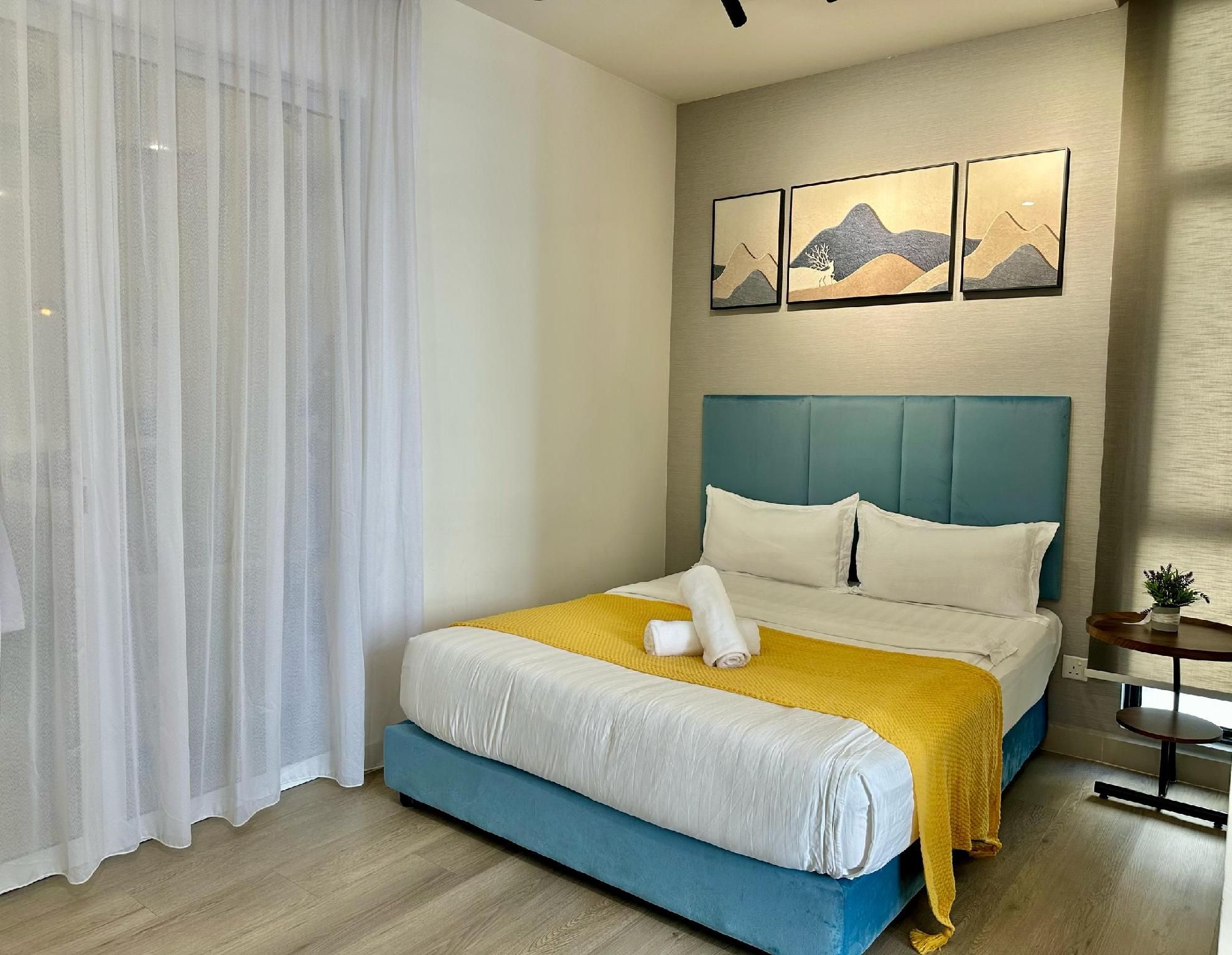 One Bedroom Sea View Suite