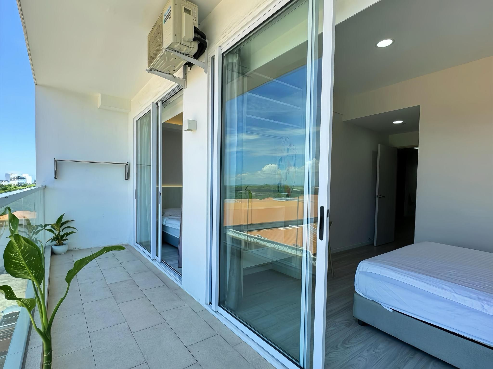 City View Queen Room
