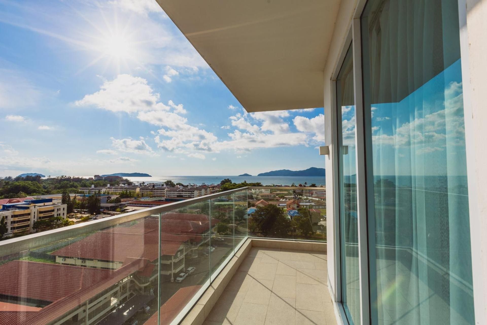 Suite with Sea View