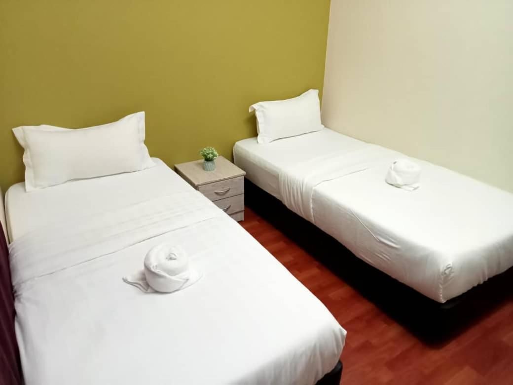 Economy Twin Room