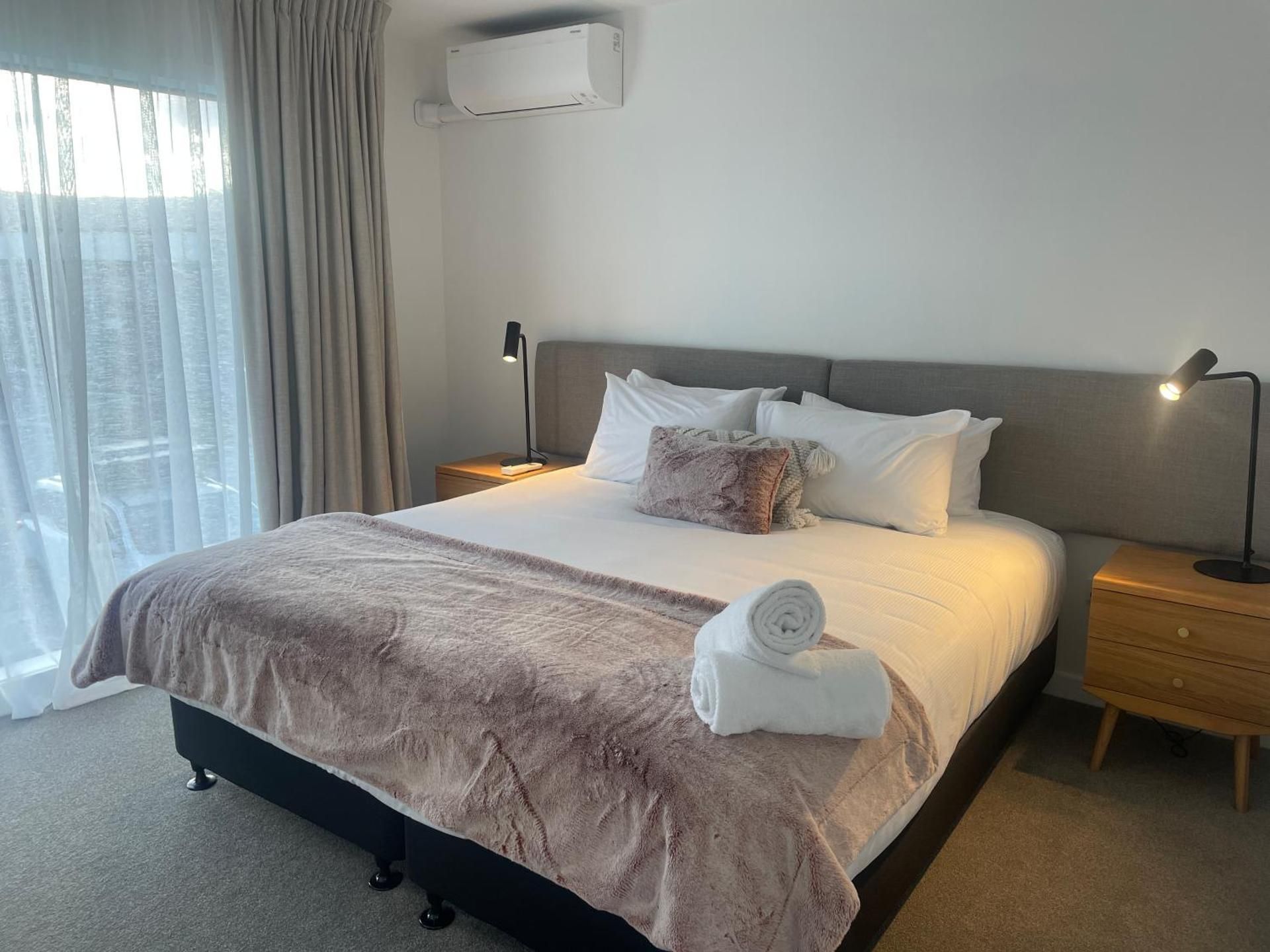 One-Bedroom Apartment with Terrace