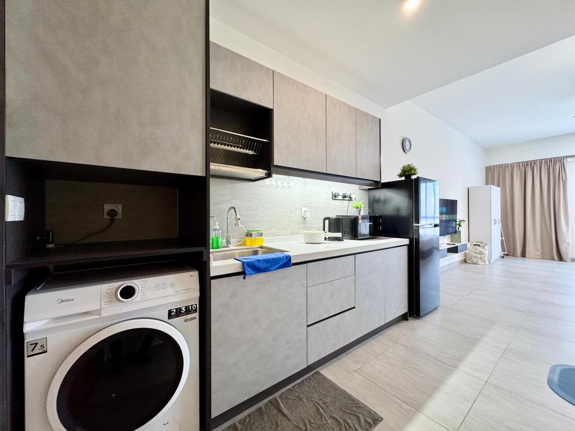 Studio Apartment