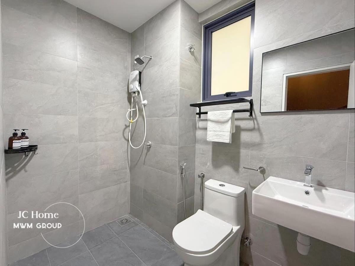 Three-Bedroom Apartment with View