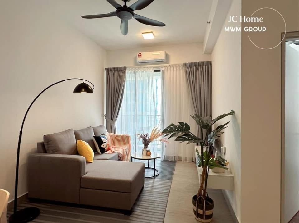 Three-Bedroom Superior Apartment