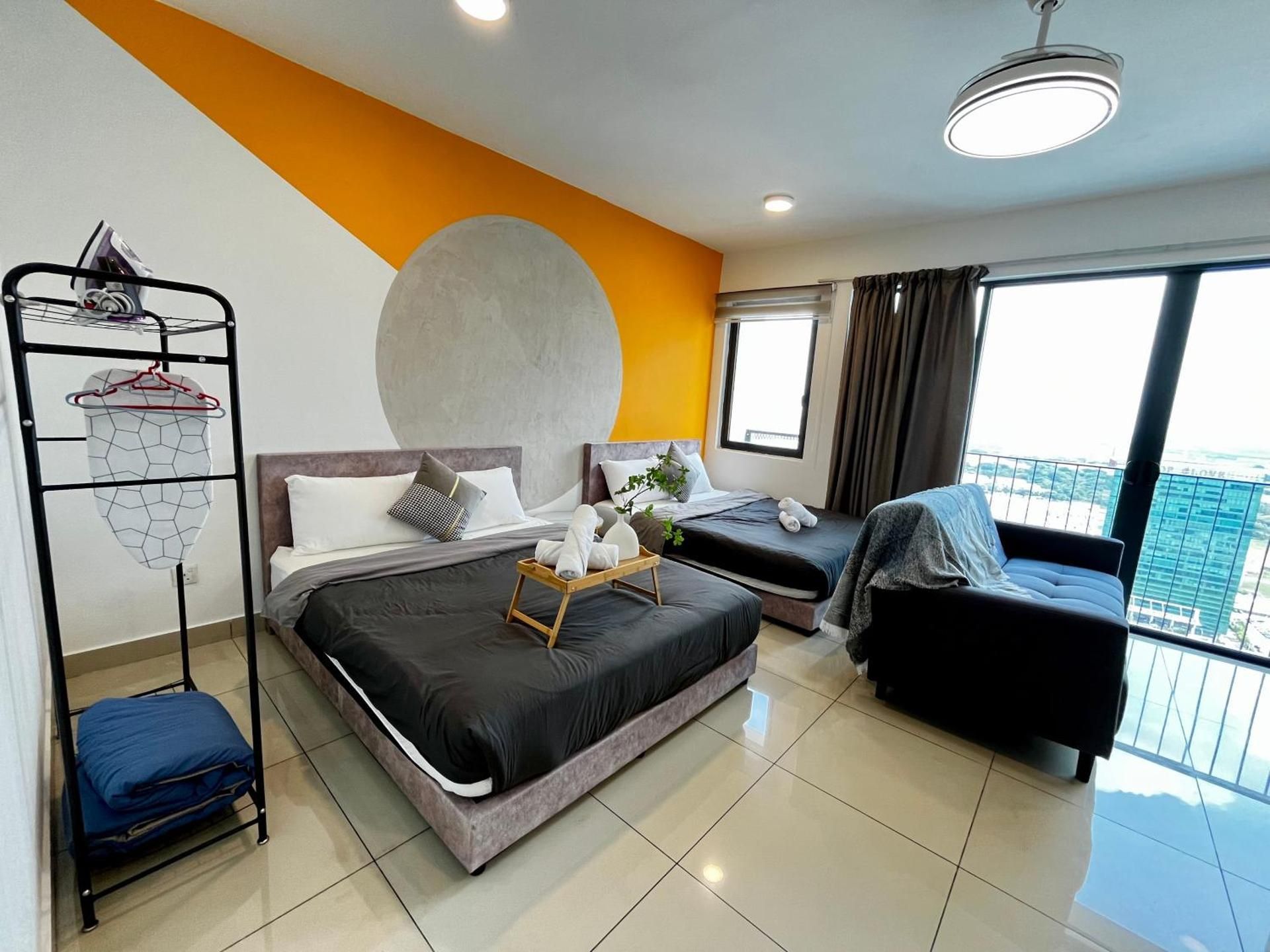 One-Bedroom Apartment