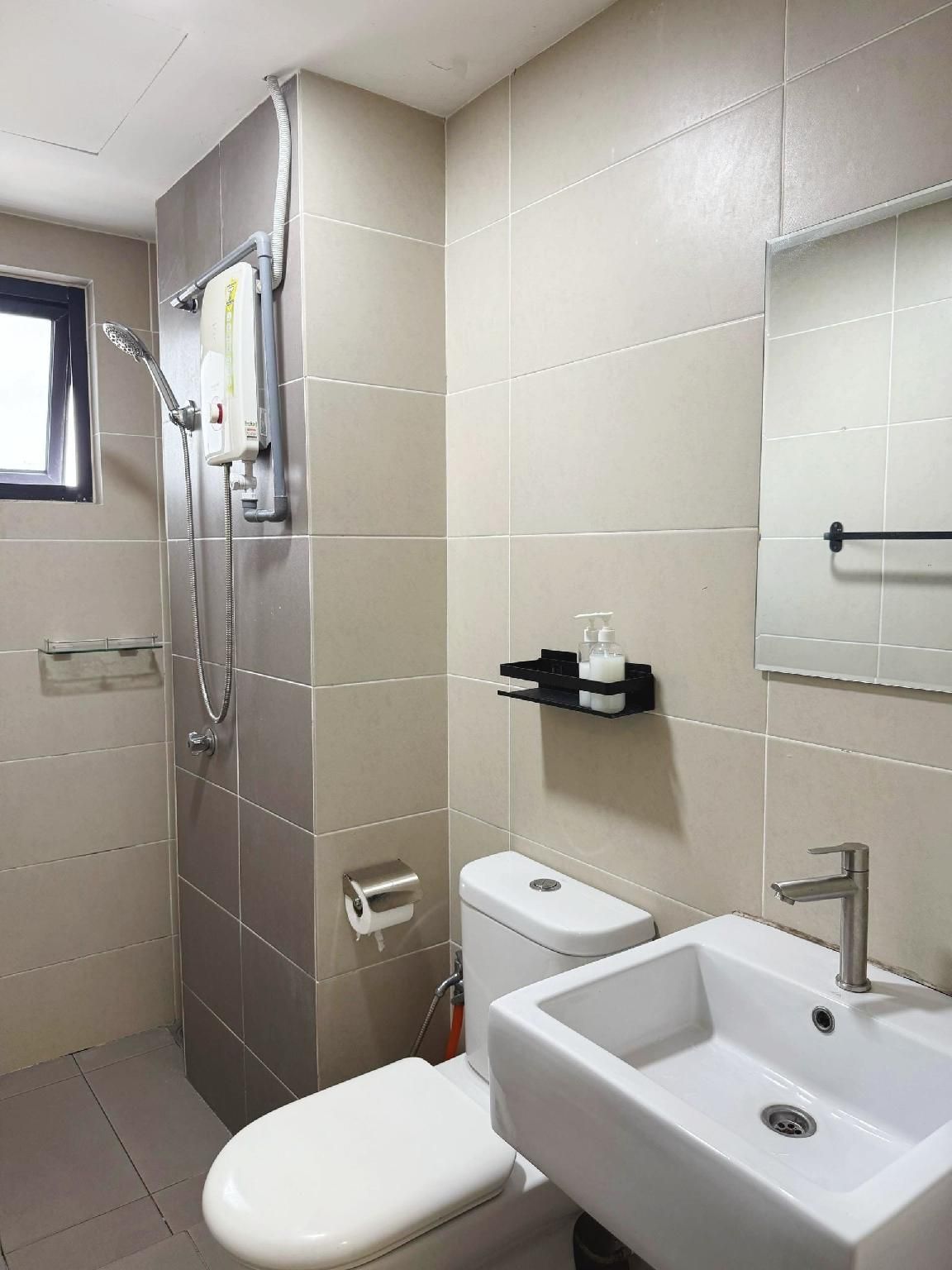 3 Bedroom Apartment with King Bed and Sofa Bed