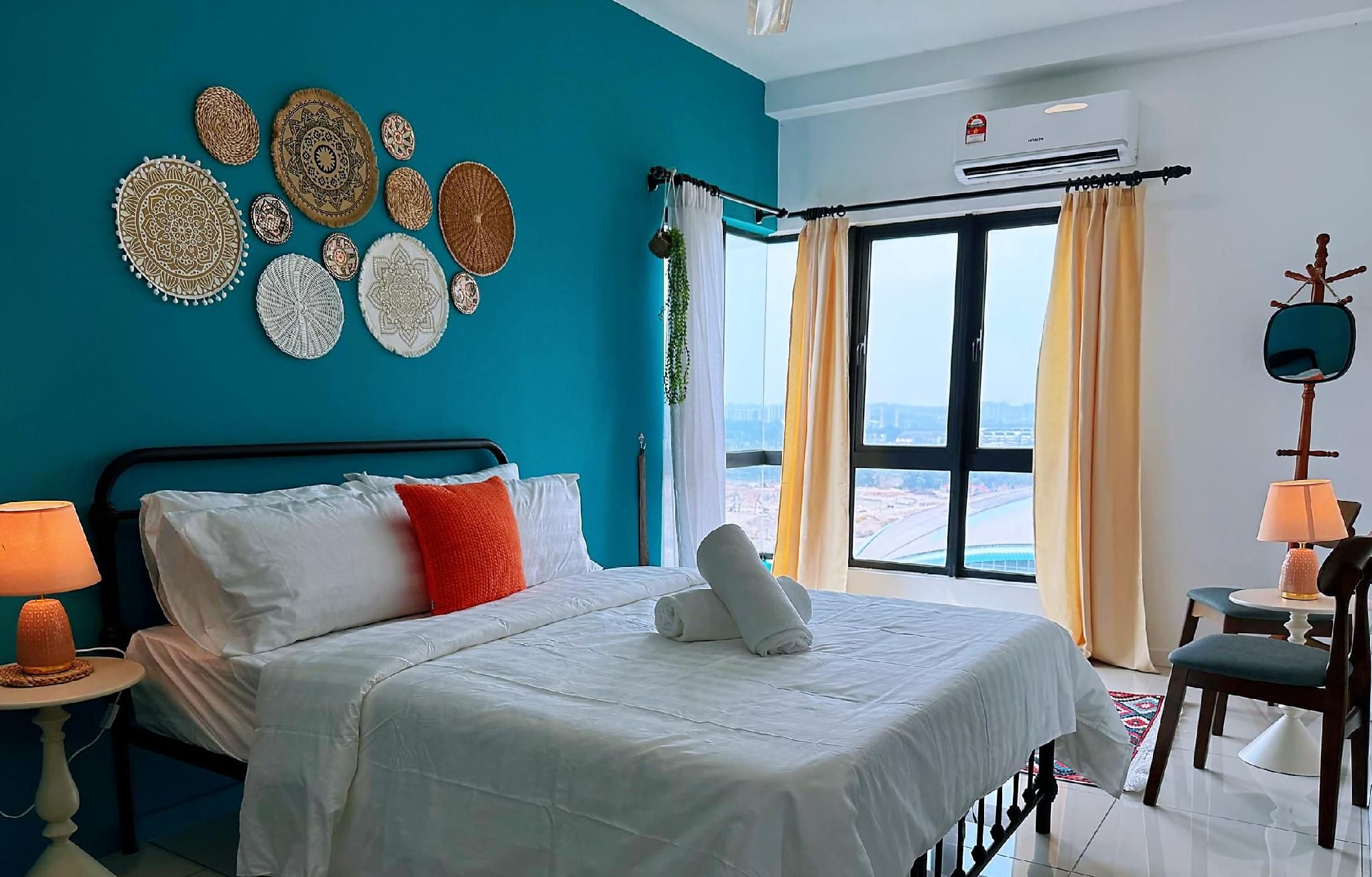 3 Bedroom Apartment with King Bed and Sofa Bed