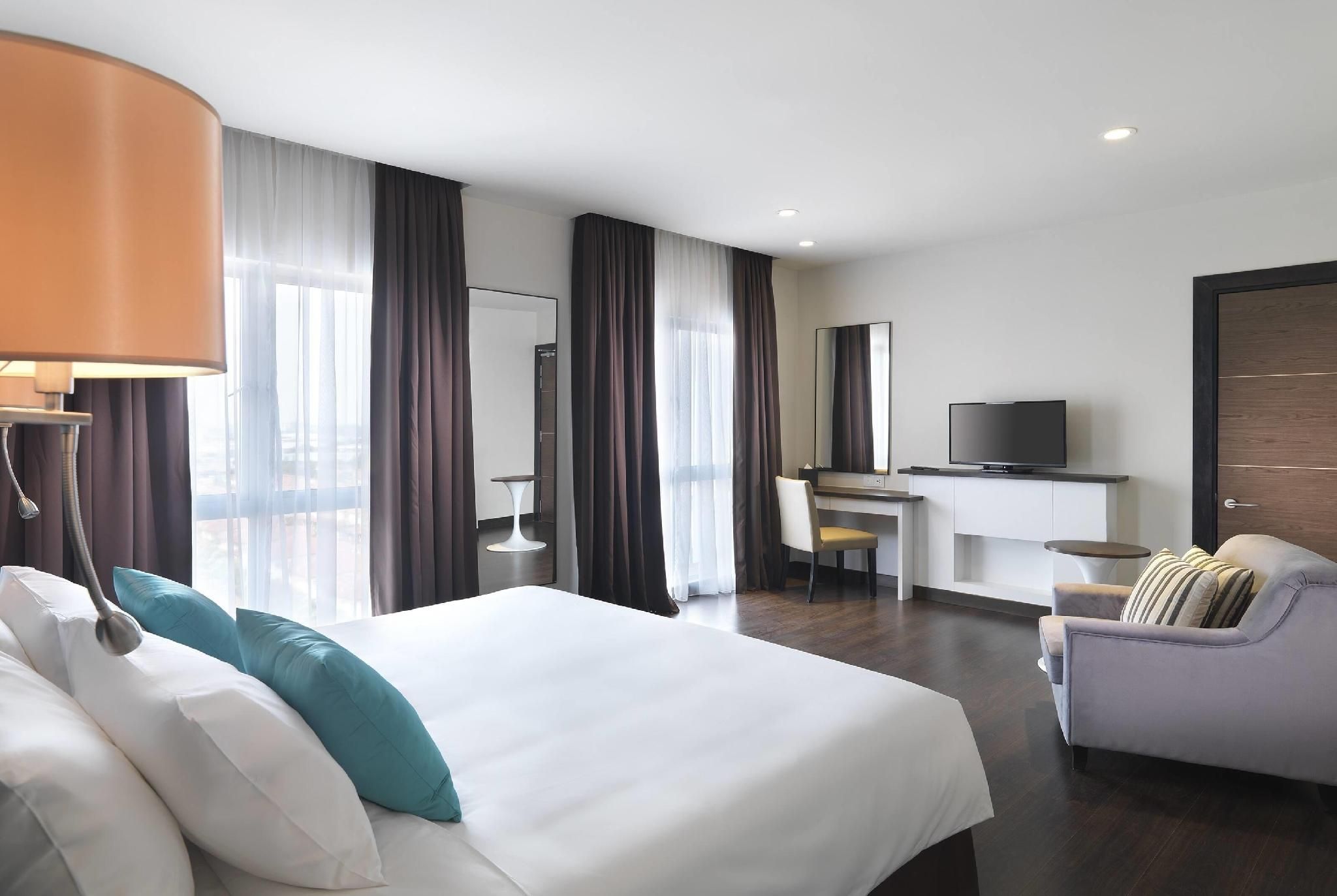 Executive Sky Suite (Sky View)