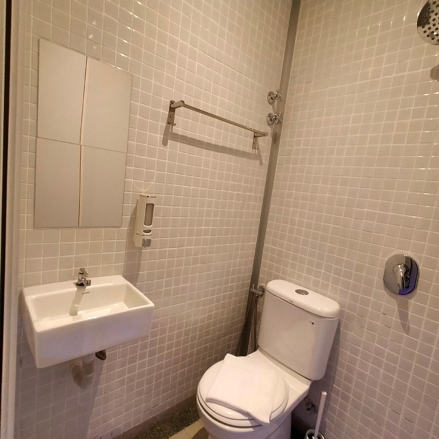 Twin Room - Non-Smoking