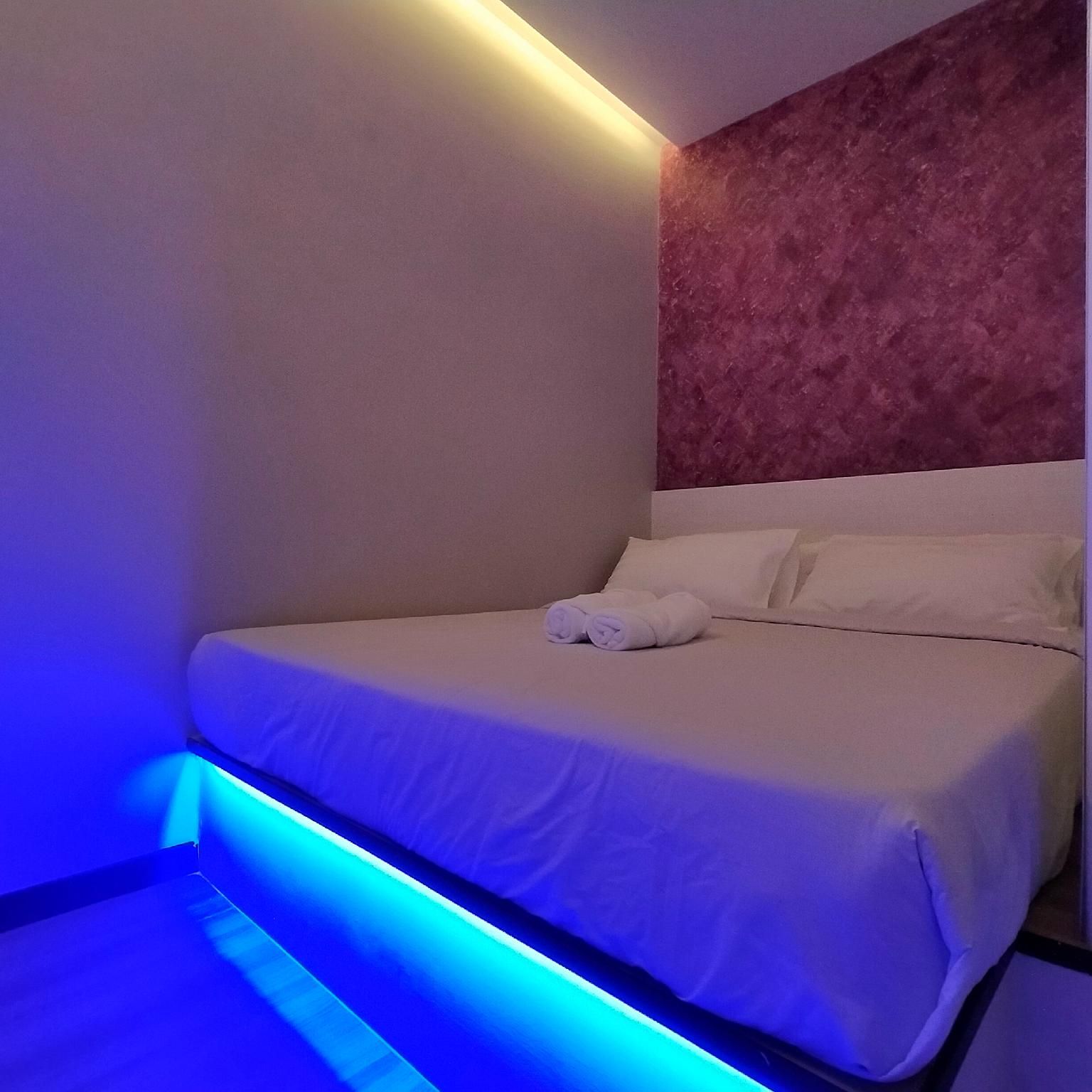 Queen Room - Non-Smoking