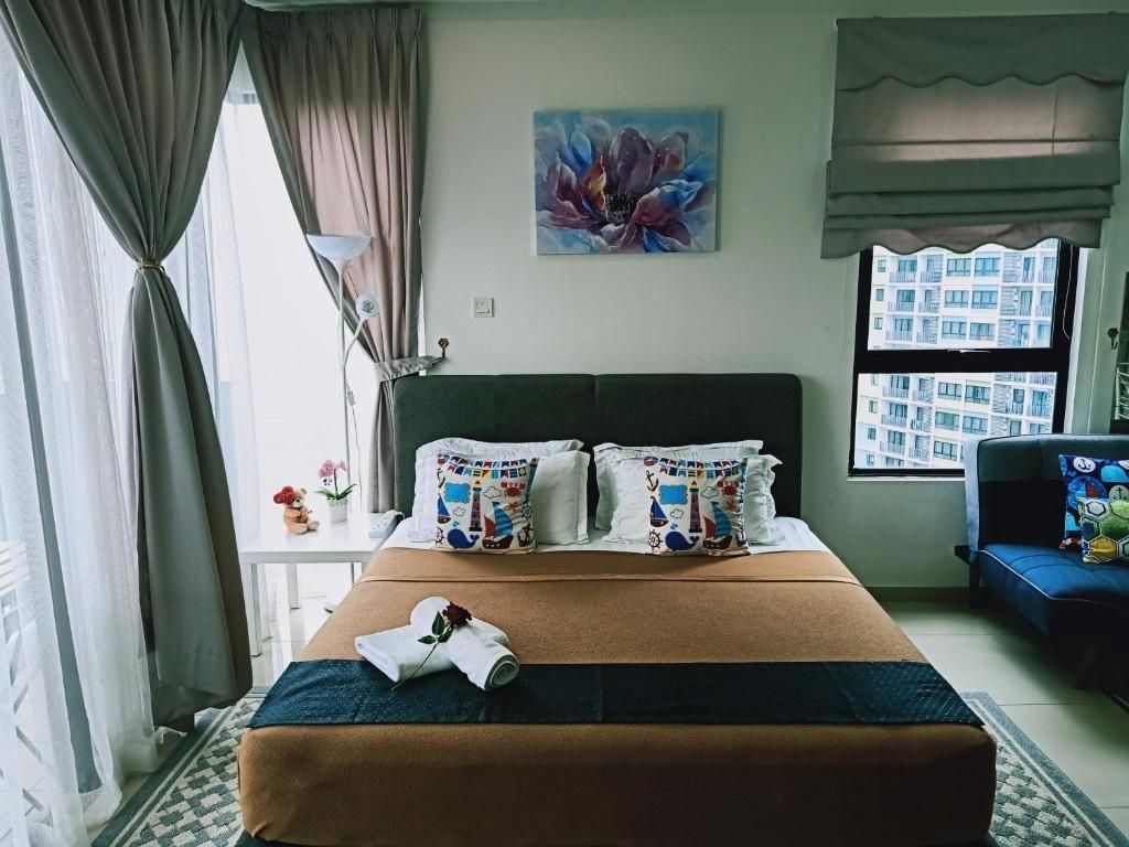 Studio 1 Bed with Balcony