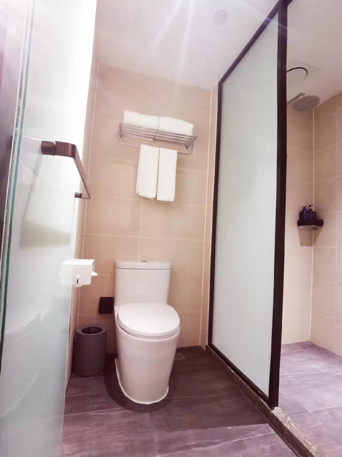 Huazhu - Twin Room