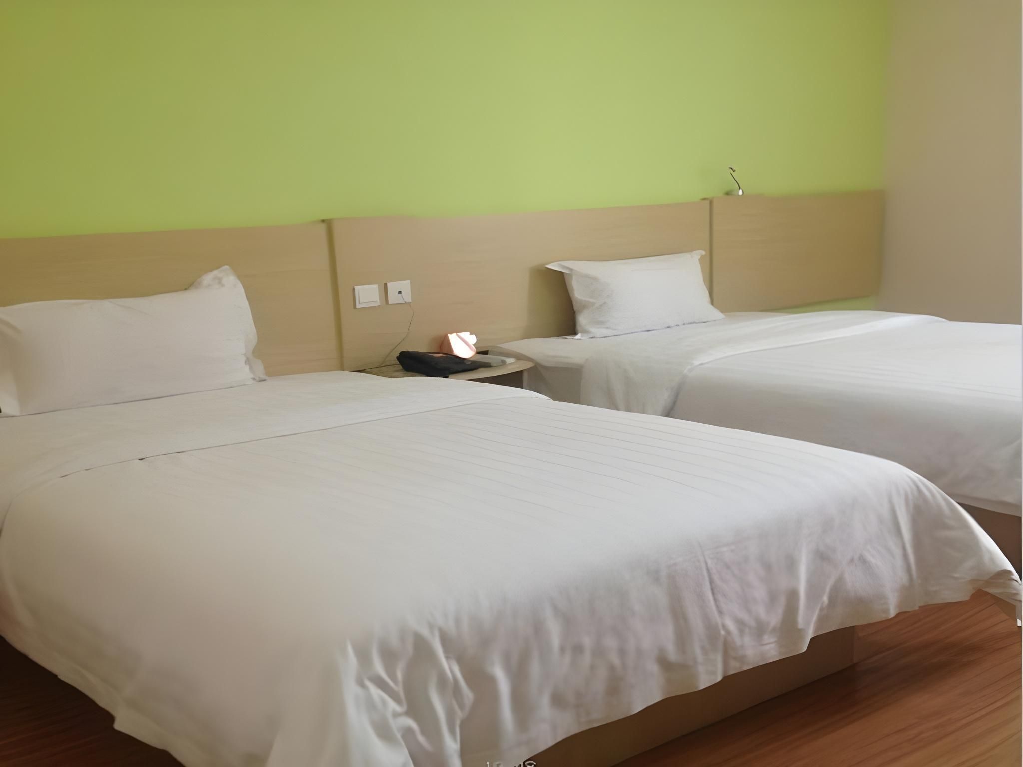 7 Days - Zizhu Twin Room