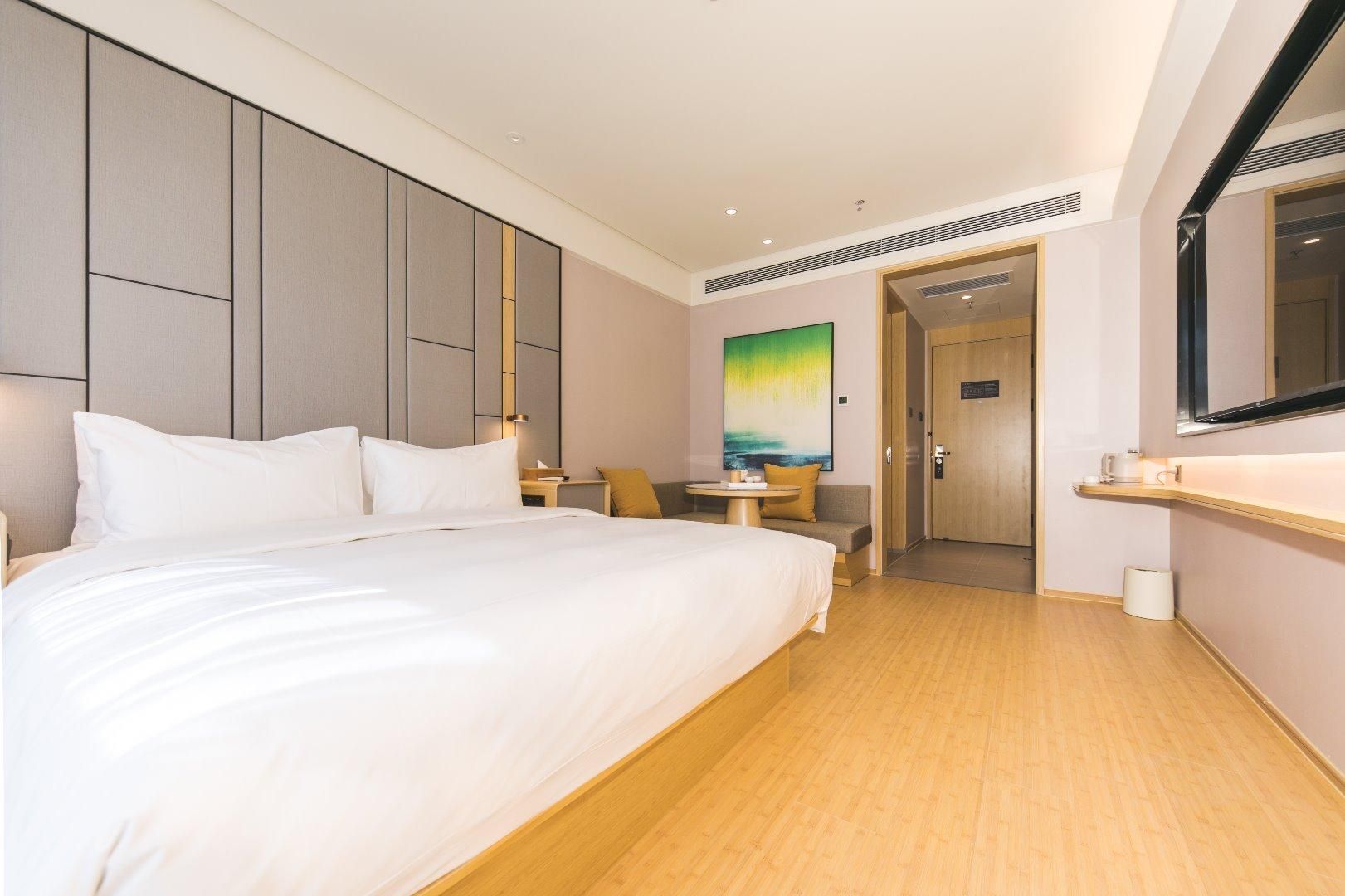 Huazhu - Superior BedRoom