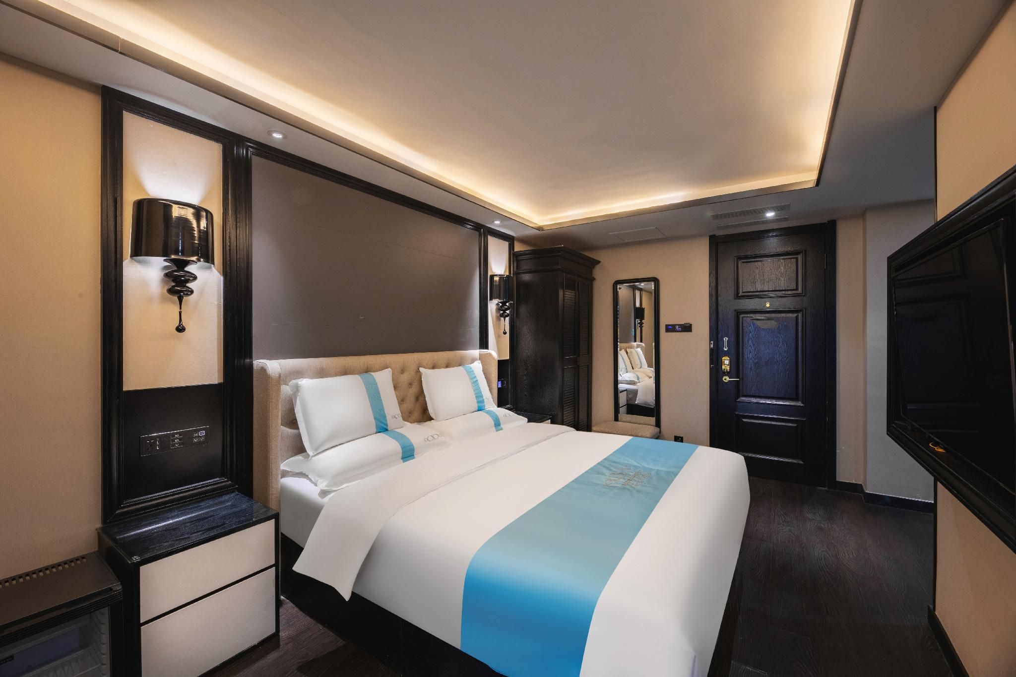 WH - Godness Romantic Bed Room