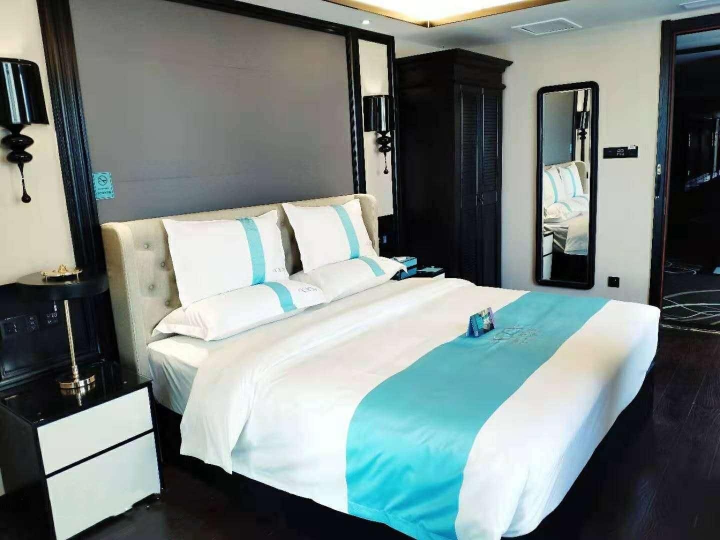 Xana -Romantic Bed Room
