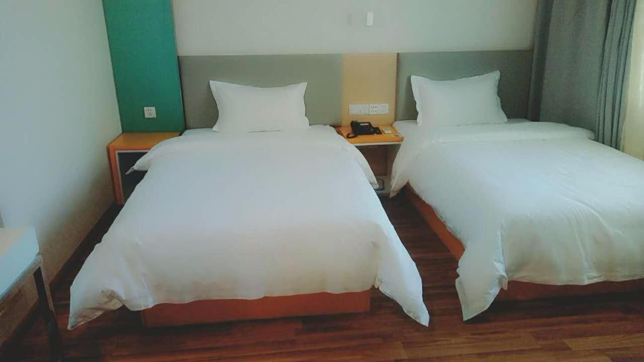 7 Days - Zizhu Twin Room