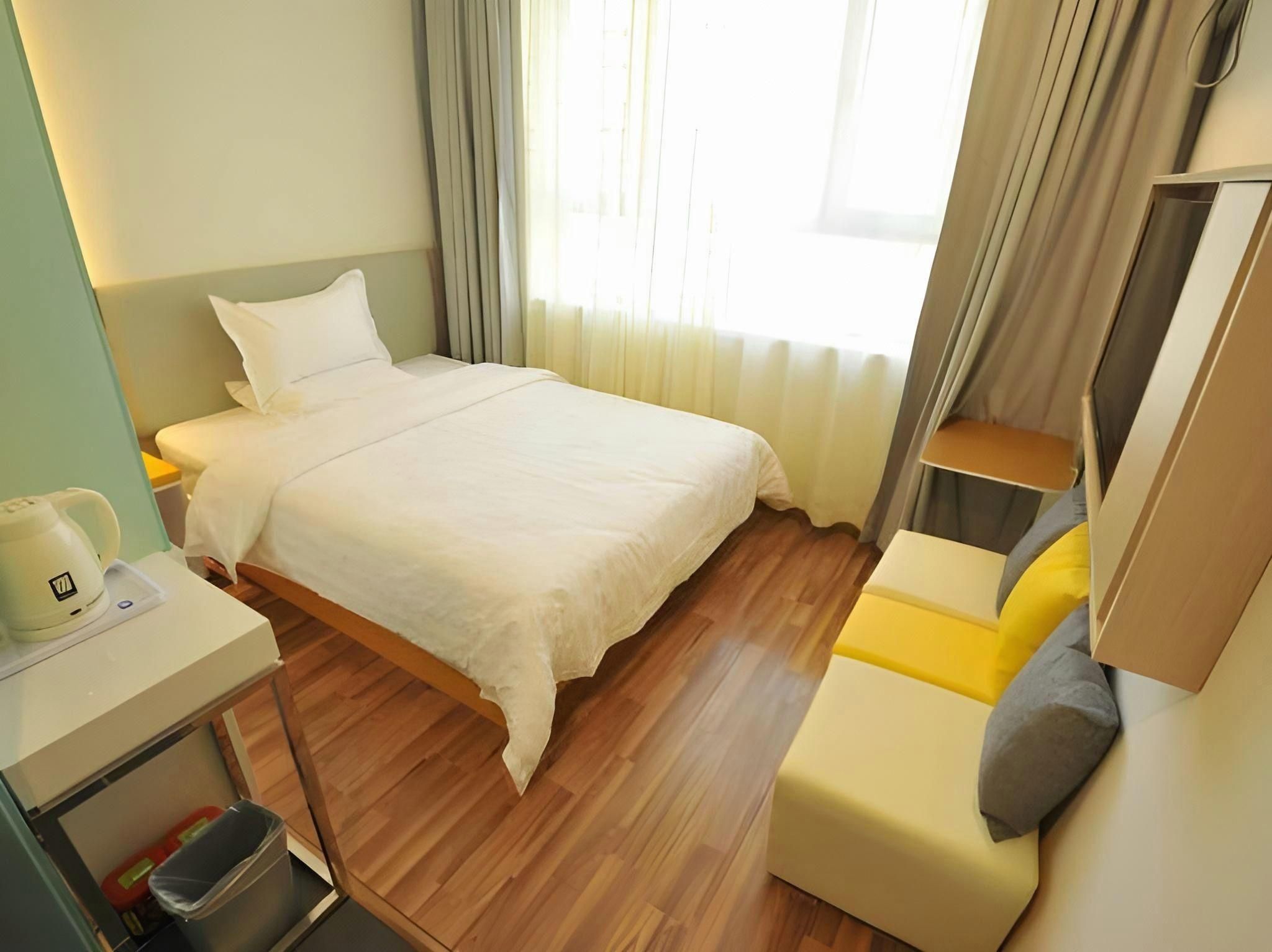 WH - Traditional Bed Room