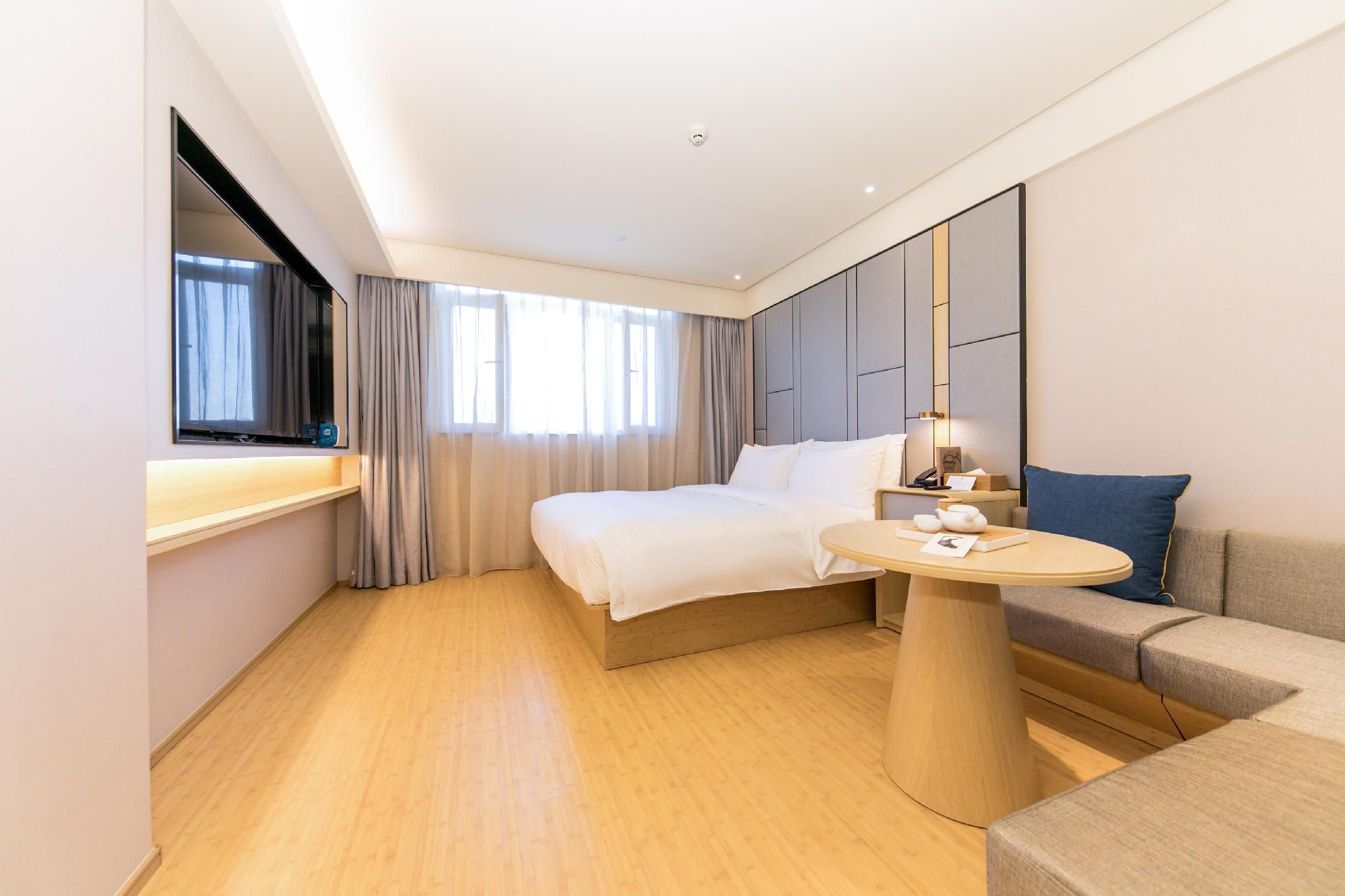 Huazhu - Superior BedRoom